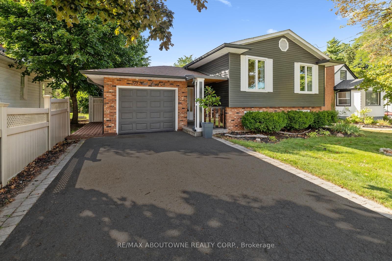 Photo 1 of 371 Park Road N, Grimsby, Grimsby Beach — HOMEH