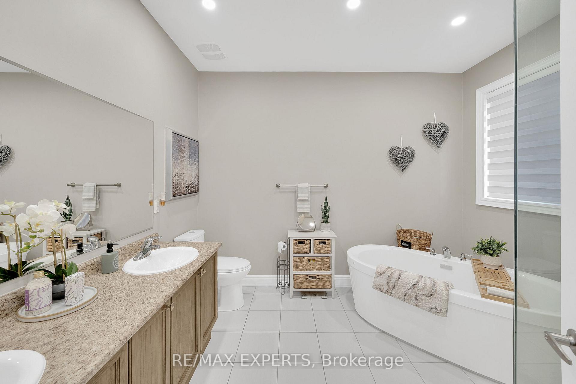 Photo 10 of 45 Webb Trail, New Tecumseth, Tottenham — HOMEH