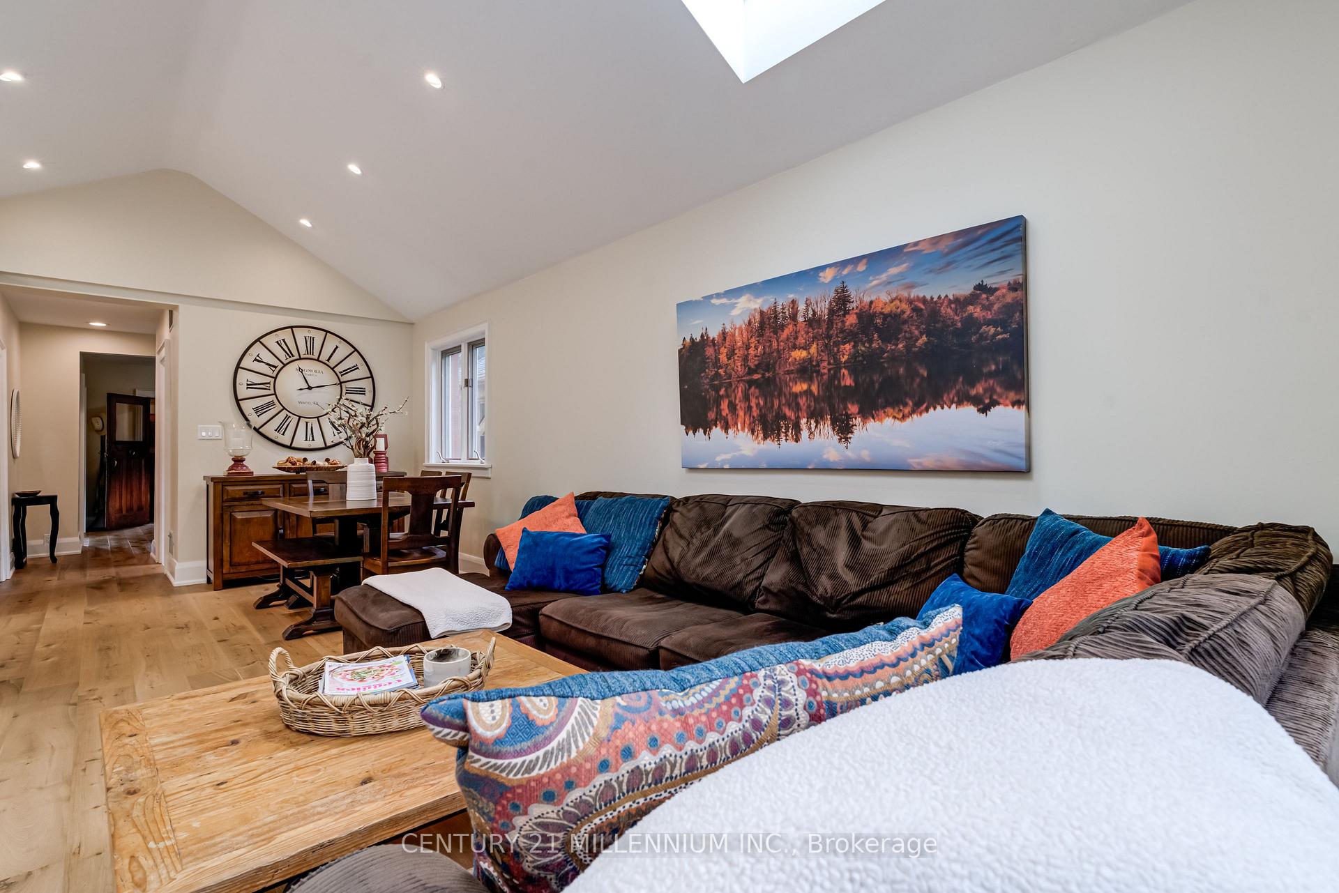 Photo 34 of 22 Frederick Street, Brampton, Downtown Brampton — HOMEH
