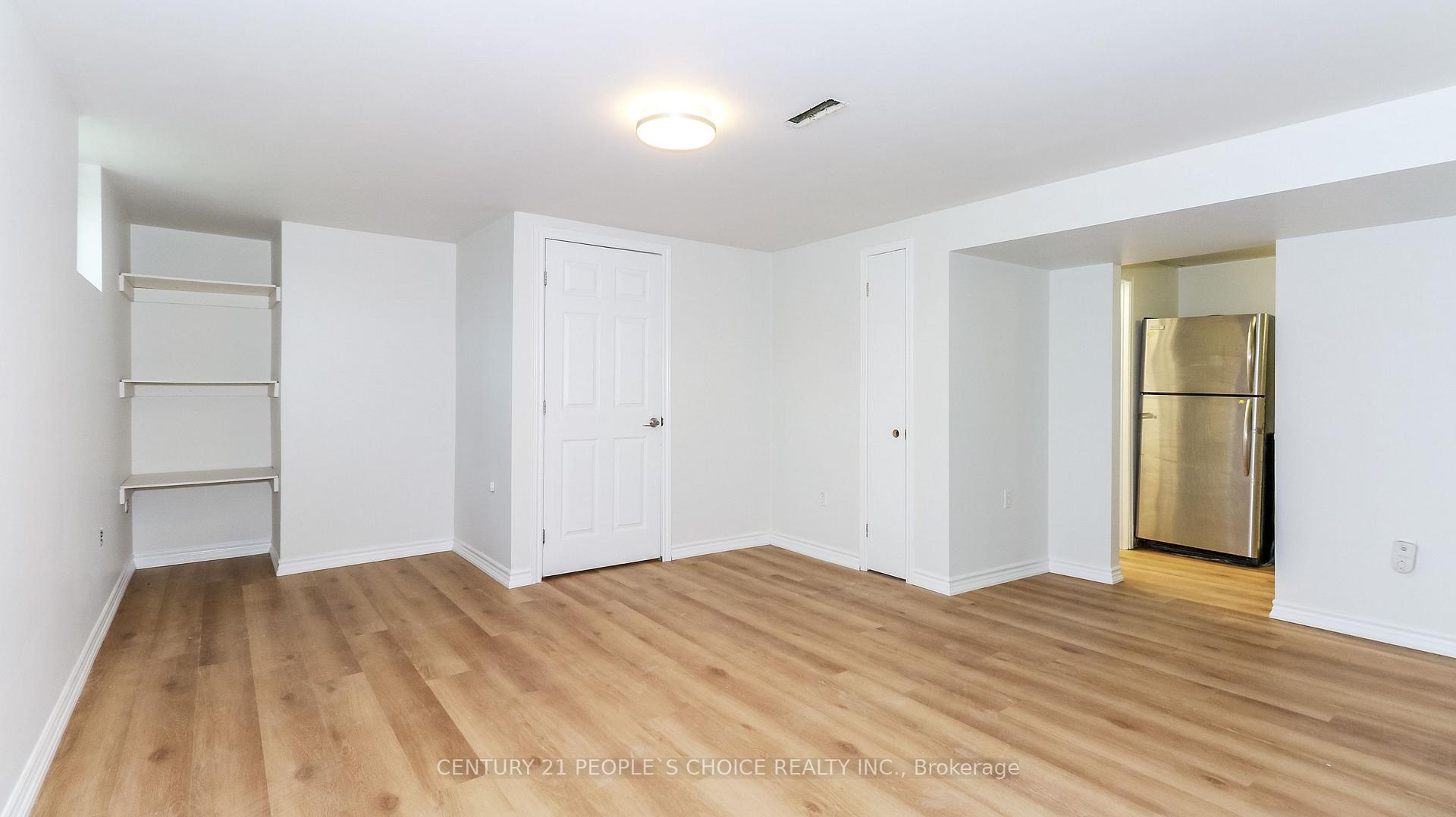 Photo 9 of 3 Lonsdale Place, Barrie, Grove East — HOMEH