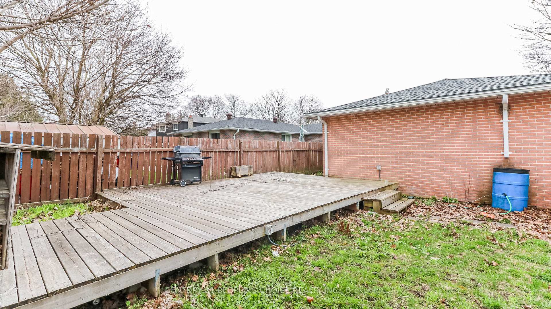 Photo 23 of 3 Lonsdale Place, Barrie, Grove East — HOMEH