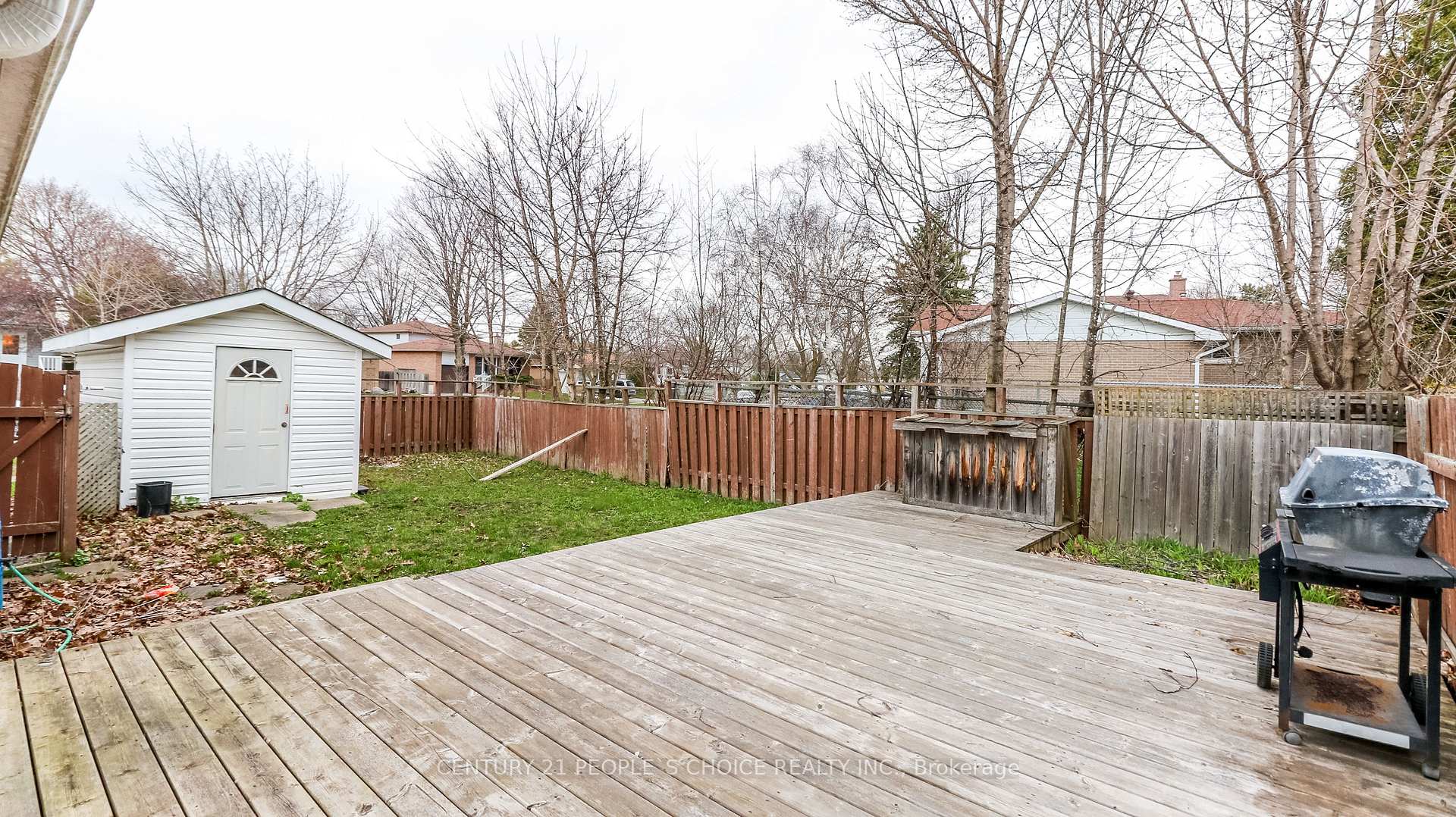 Photo 25 of 3 Lonsdale Place, Barrie, Grove East — HOMEH