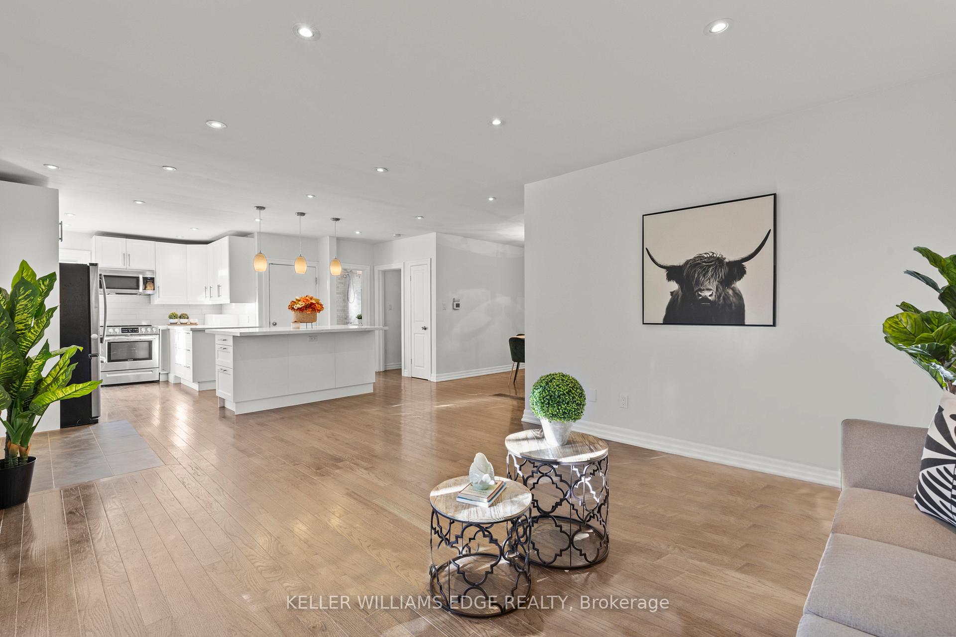 Photo 3 of 450 East 37th Street, Hamilton, Macassa — HOMEH