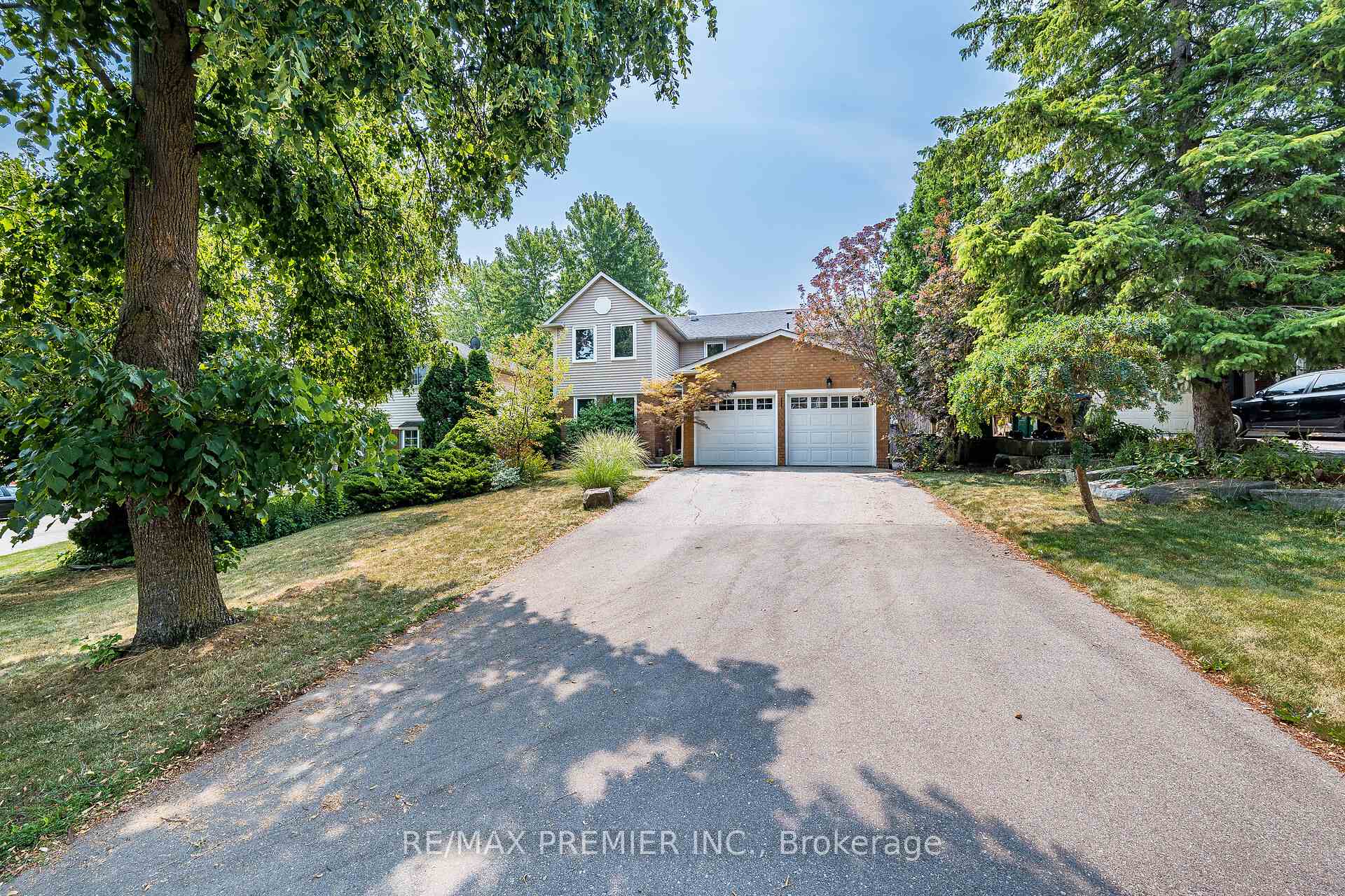 Front of 355 Hersey Crescent