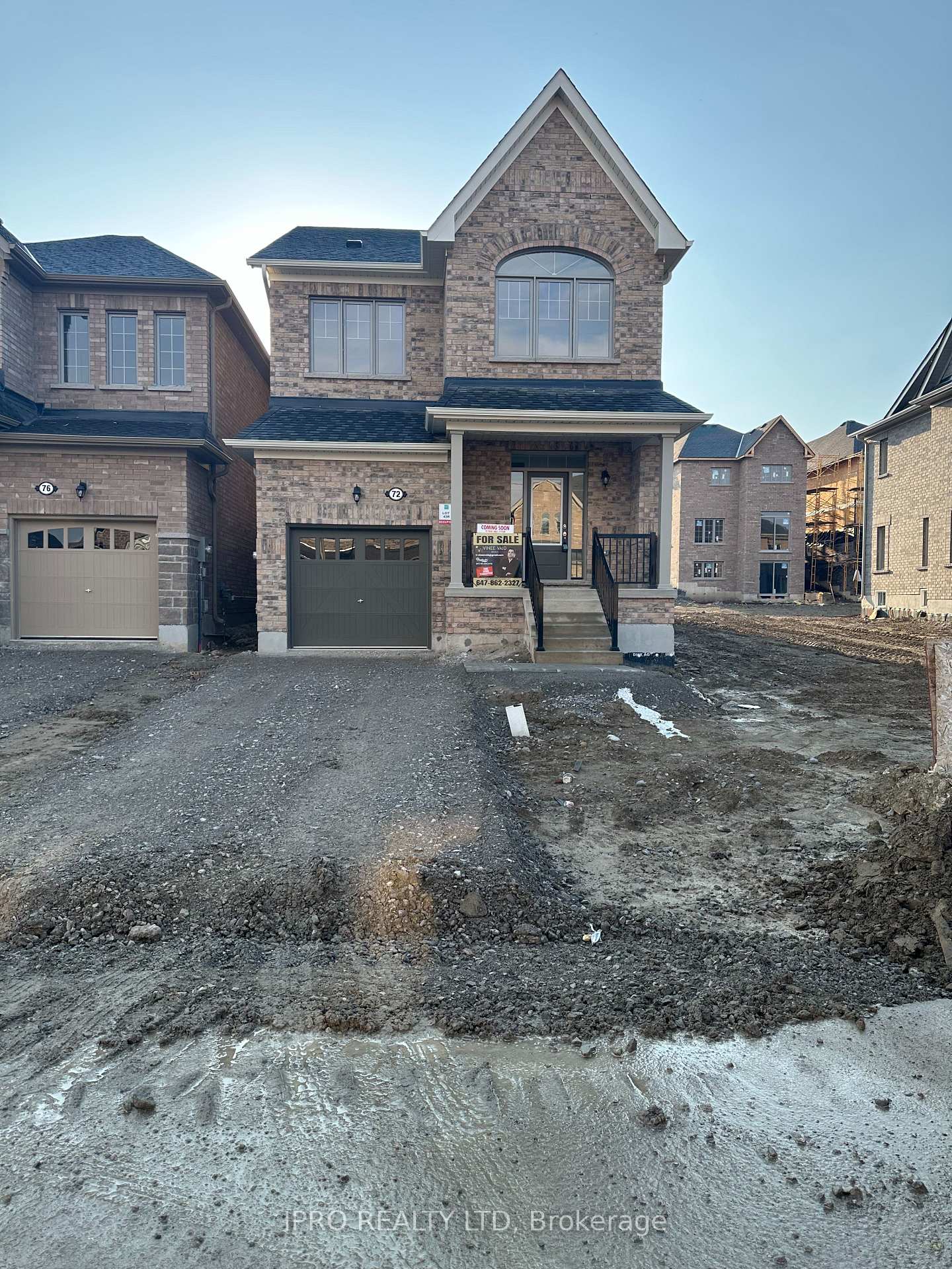 Photo 1 of 72 Robin Trail, Scugog, Port Perry — HOMEH