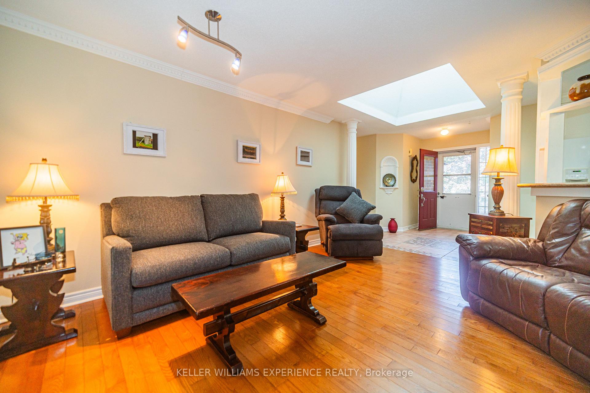 Photo 18 of 8 Kell Place, Barrie, Innis-Shore — HOMEH