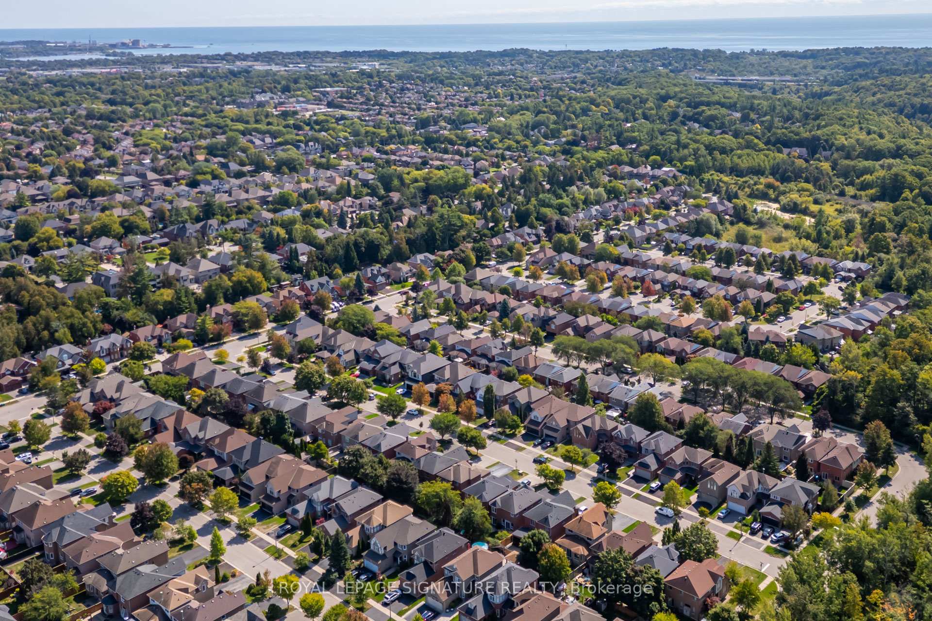 Photo 38 of 112 Secord Street, Pickering, Highbush — HOMEH