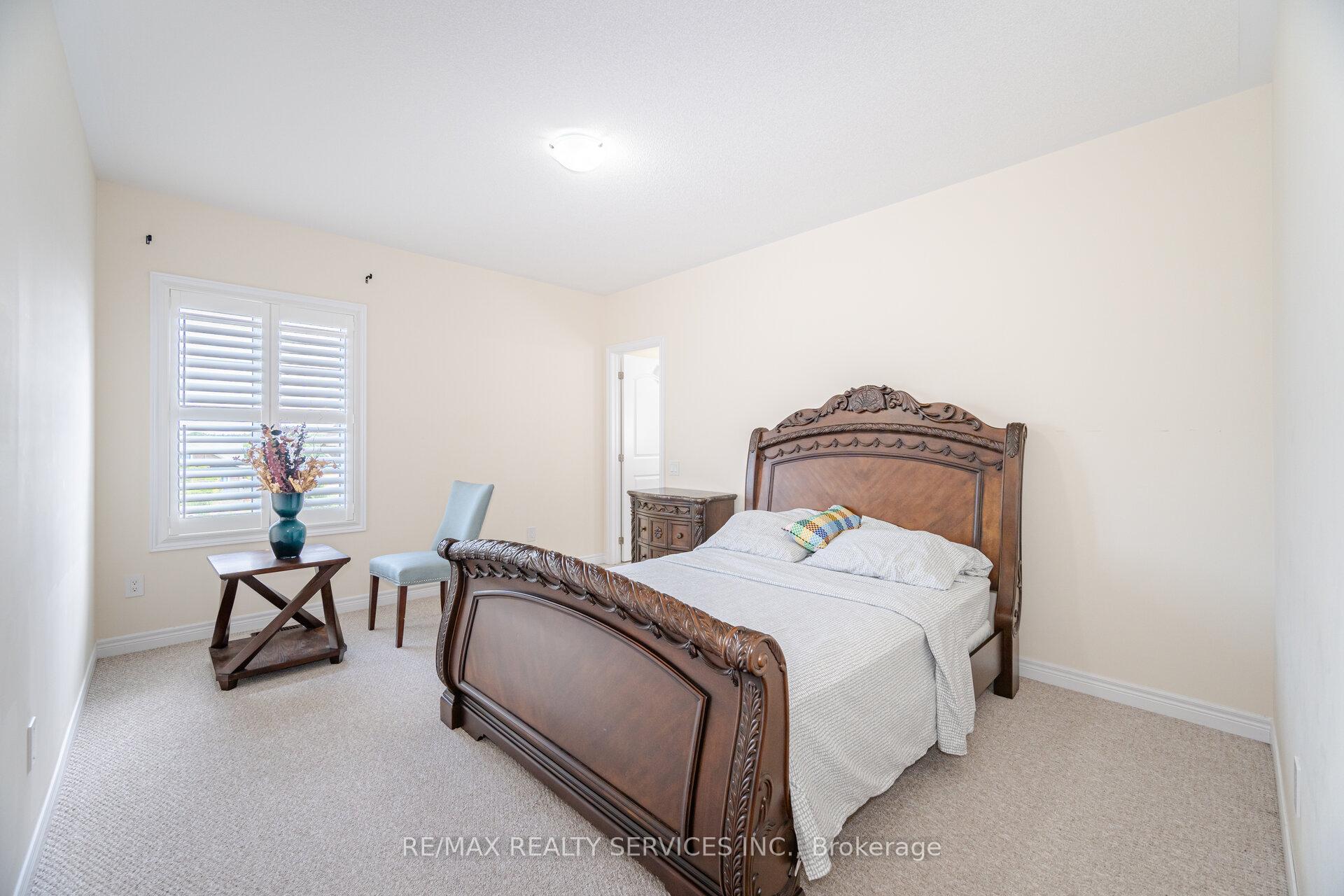 Photo 20 of 32 Albert Spencer Avenue, Caledon, Caledon East — HOMEH
