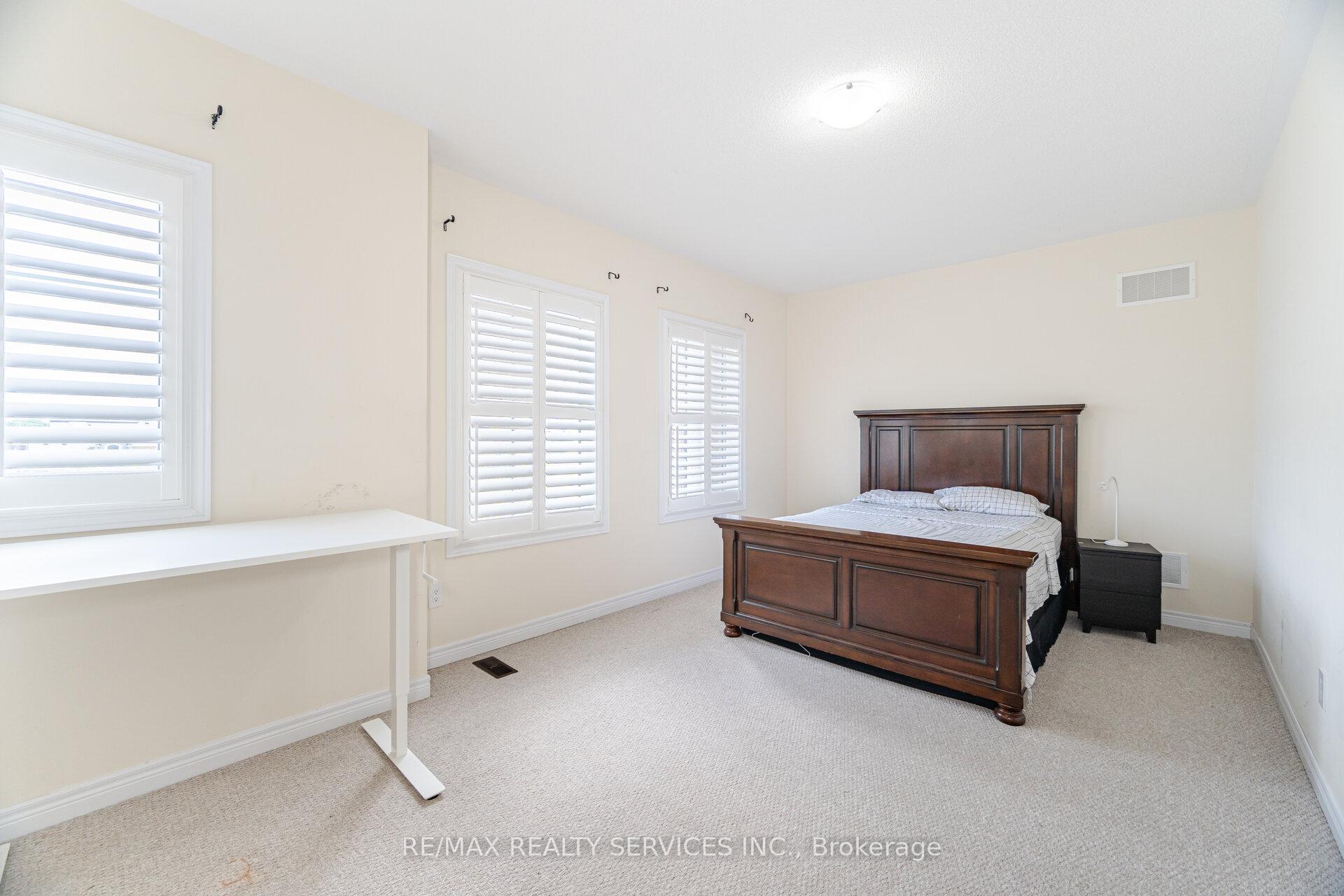 Photo 40 of 32 Albert Spencer Avenue, Caledon, Caledon East — HOMEH