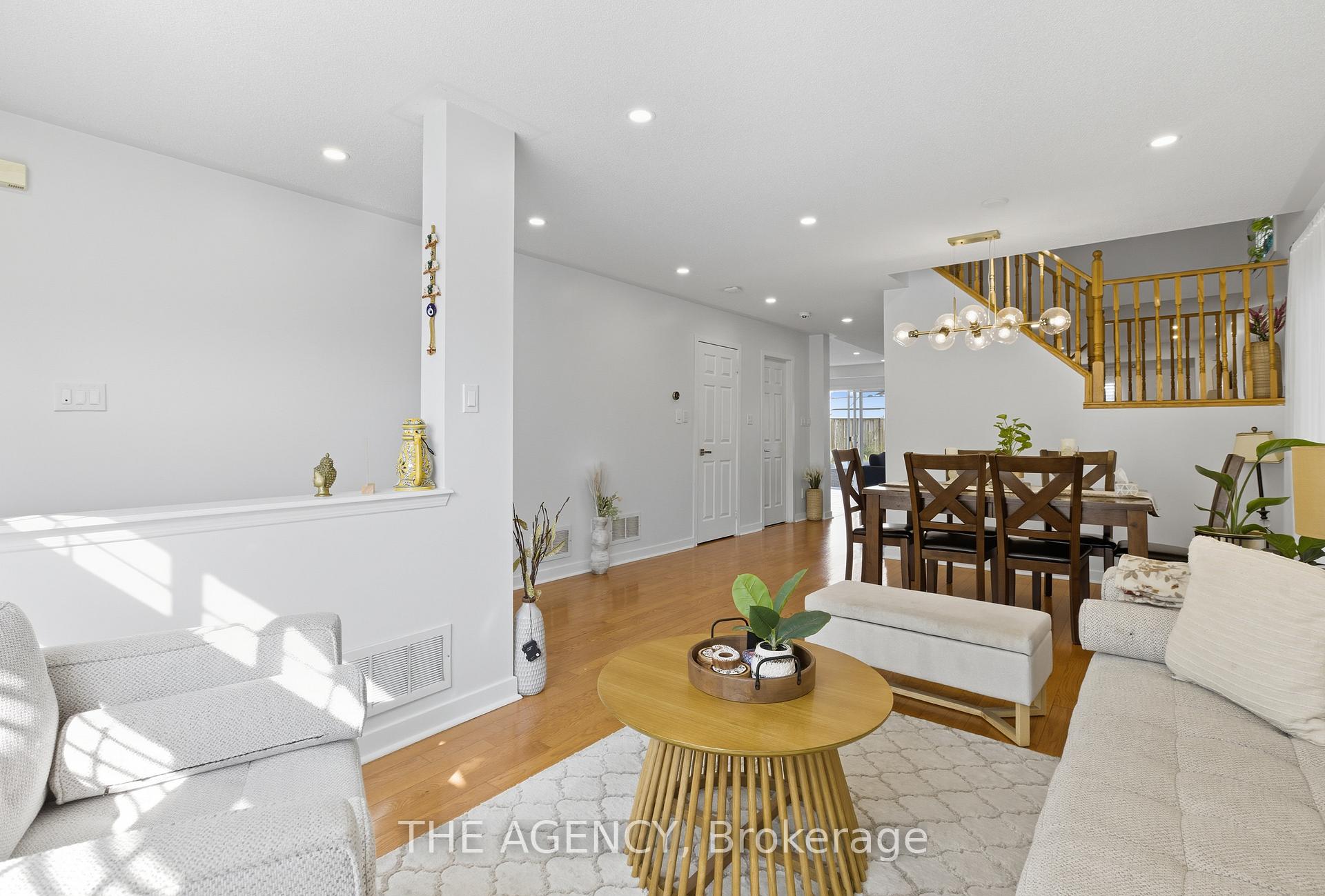 Photo 34 of 12 Robert Attersley Drive E, Whitby, Taunton North — HOMEH