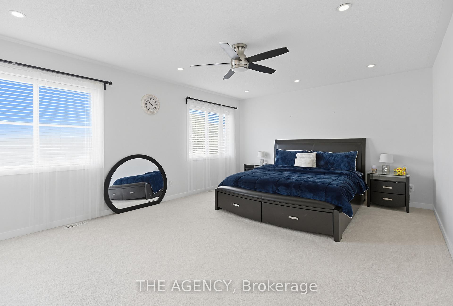 Photo 10 of 12 Robert Attersley Drive E, Whitby, Taunton North — HOMEH