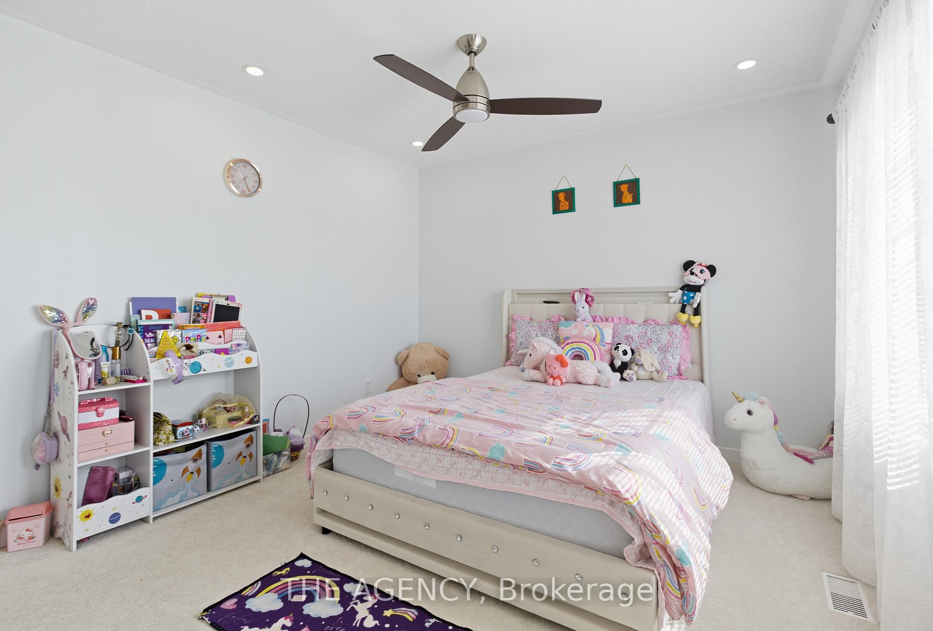 Photo 22 of 12 Robert Attersley Drive E, Whitby, Taunton North — HOMEH