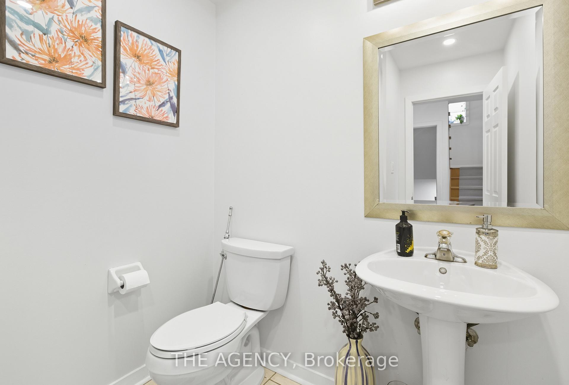 Photo 33 of 12 Robert Attersley Drive E, Whitby, Taunton North — HOMEH