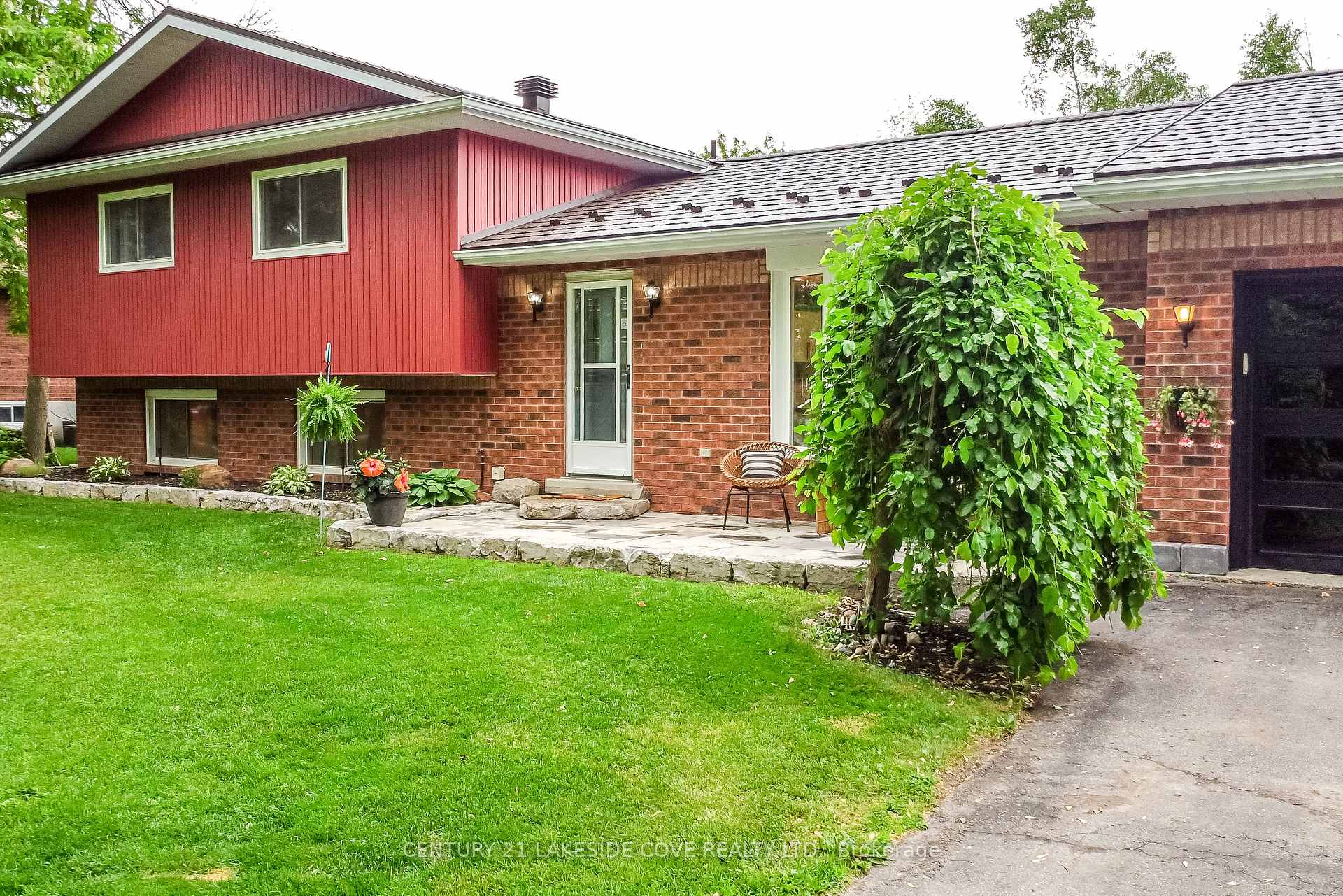Photo 11 of 211 Bayshore Drive, Ramara, Brechin — HOMEH