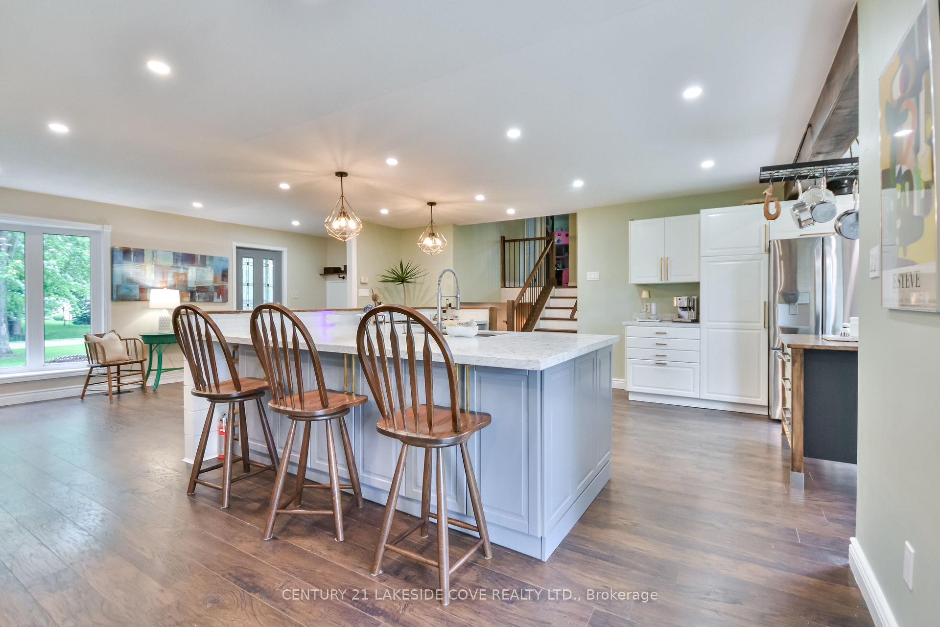 Photo 17 of 211 Bayshore Drive, Ramara, Brechin — HOMEH