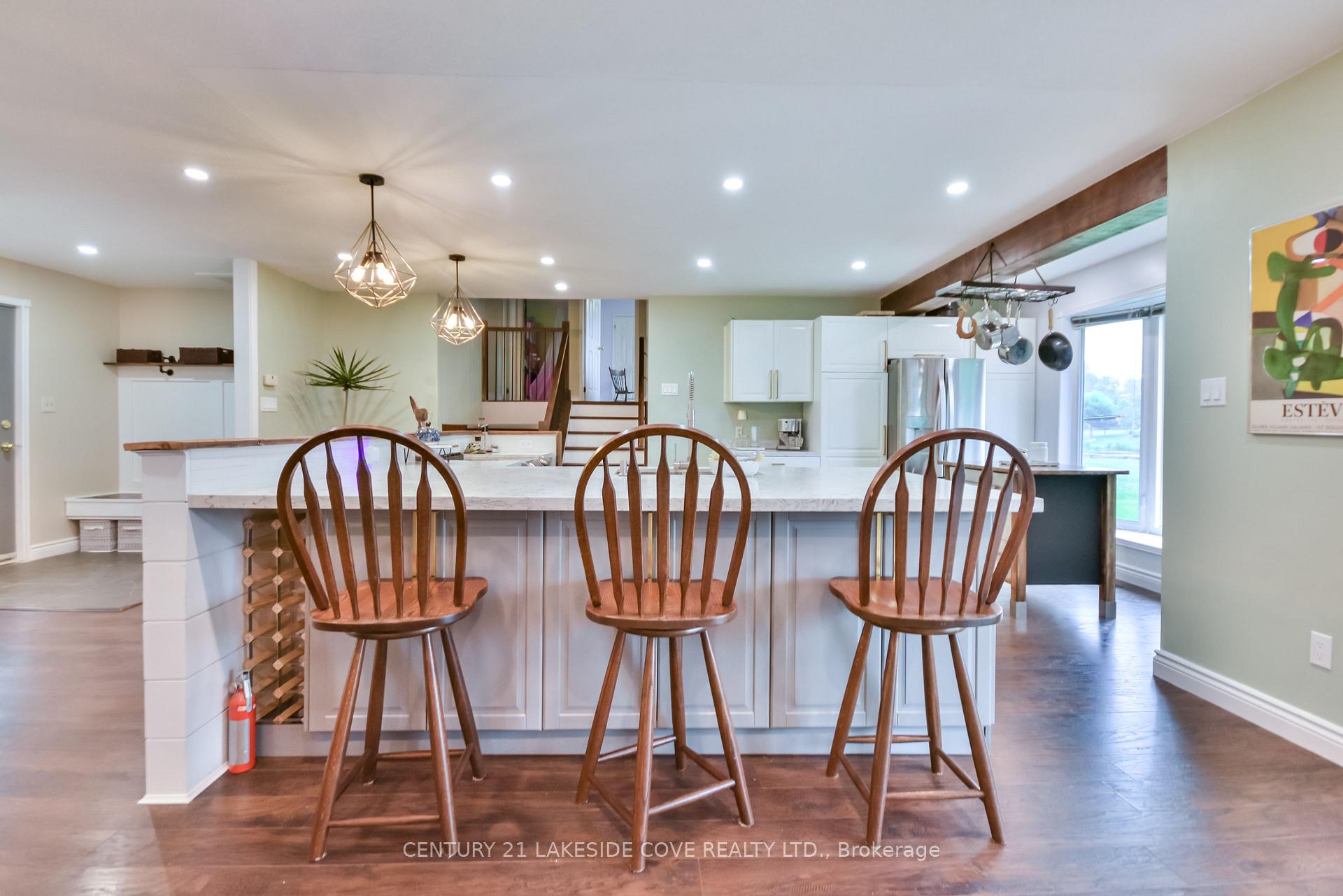 Photo 16 of 211 Bayshore Drive, Ramara, Brechin — HOMEH