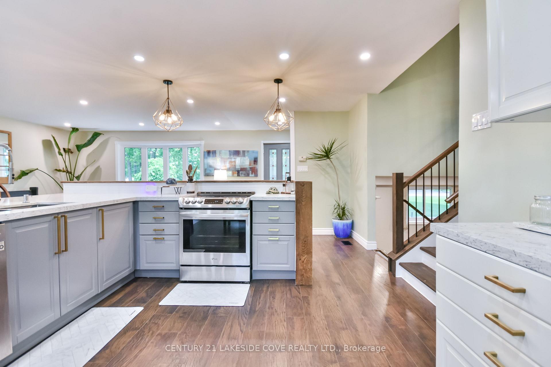 Photo 30 of 211 Bayshore Drive, Ramara, Brechin — HOMEH