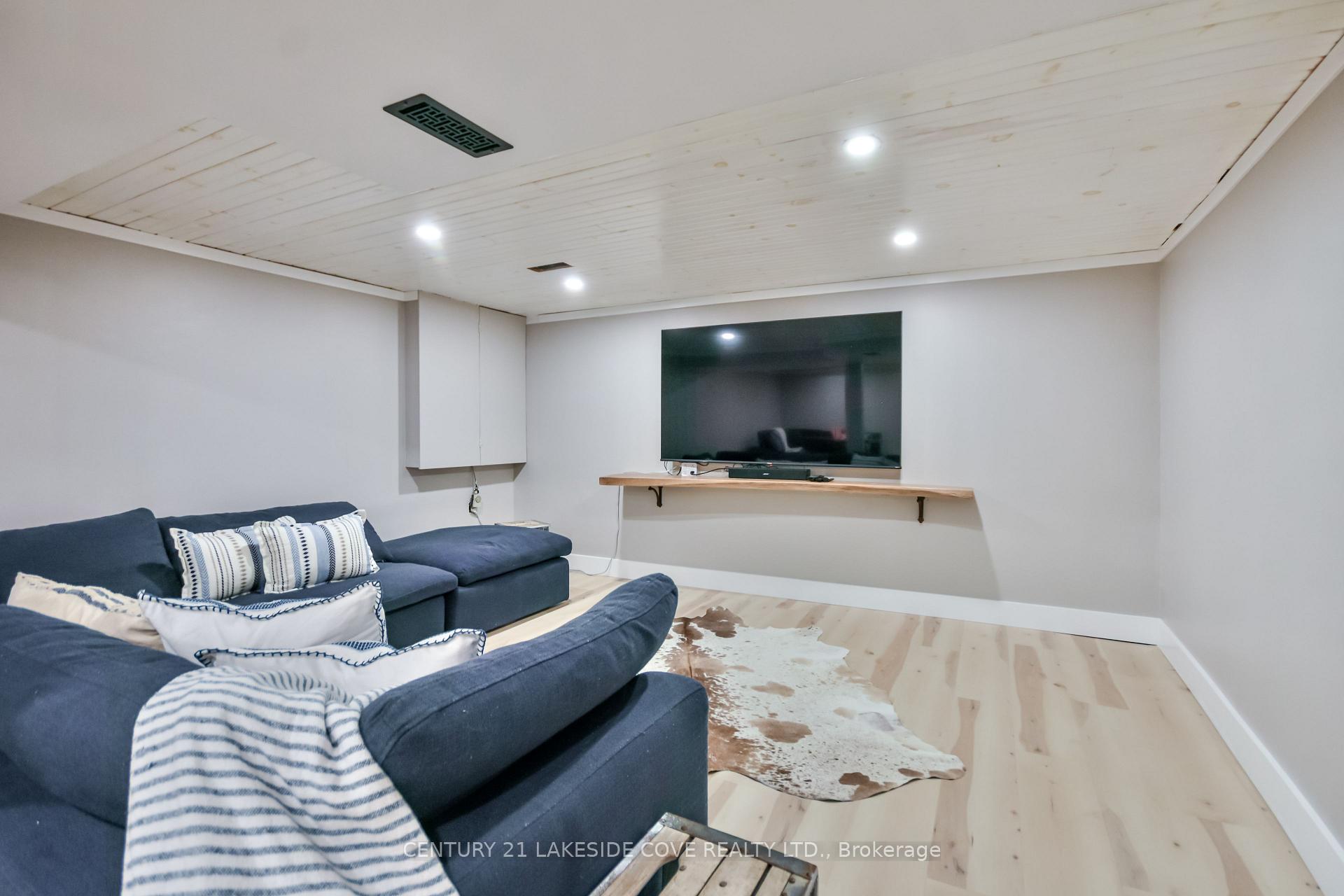 Photo 29 of 211 Bayshore Drive, Ramara, Brechin — HOMEH
