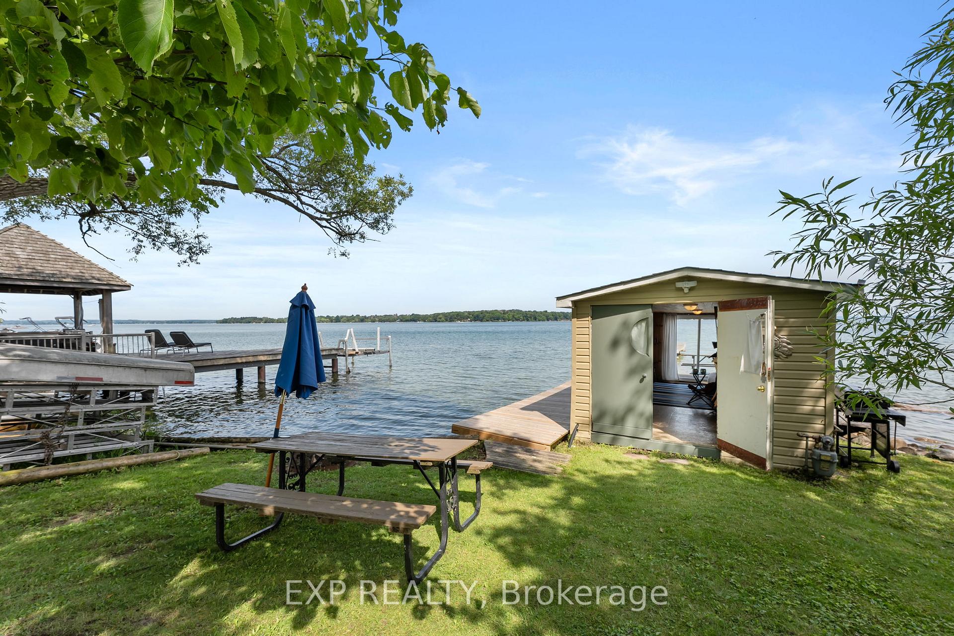 Photo 1 of 21 Lake Drive E, Georgina, Historic Lakeshore Communities — HOMEH