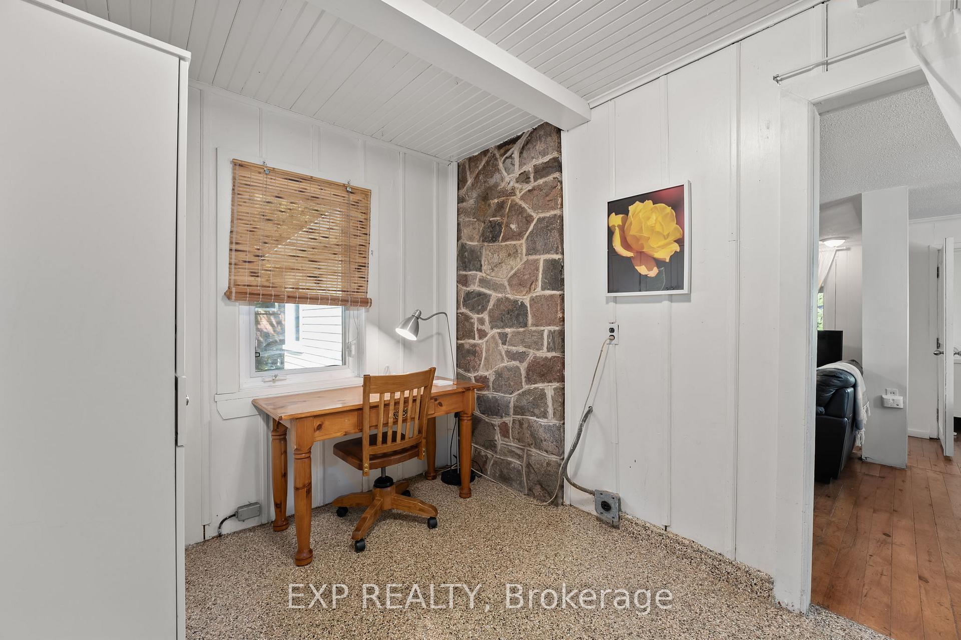 Photo 22 of 21 Lake Drive E, Georgina, Historic Lakeshore Communities — HOMEH