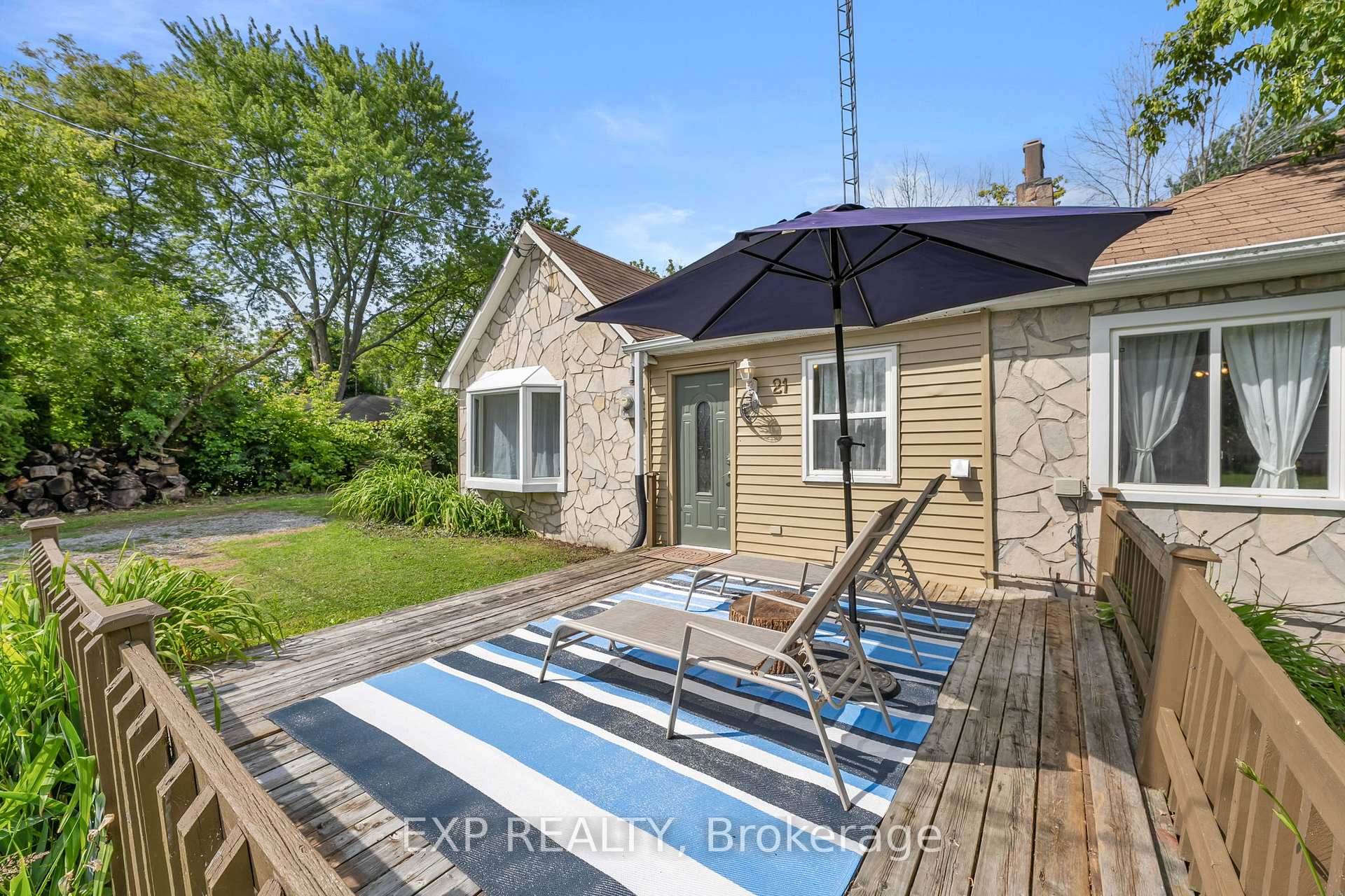 Photo 30 of 21 Lake Drive E, Georgina, Historic Lakeshore Communities — HOMEH