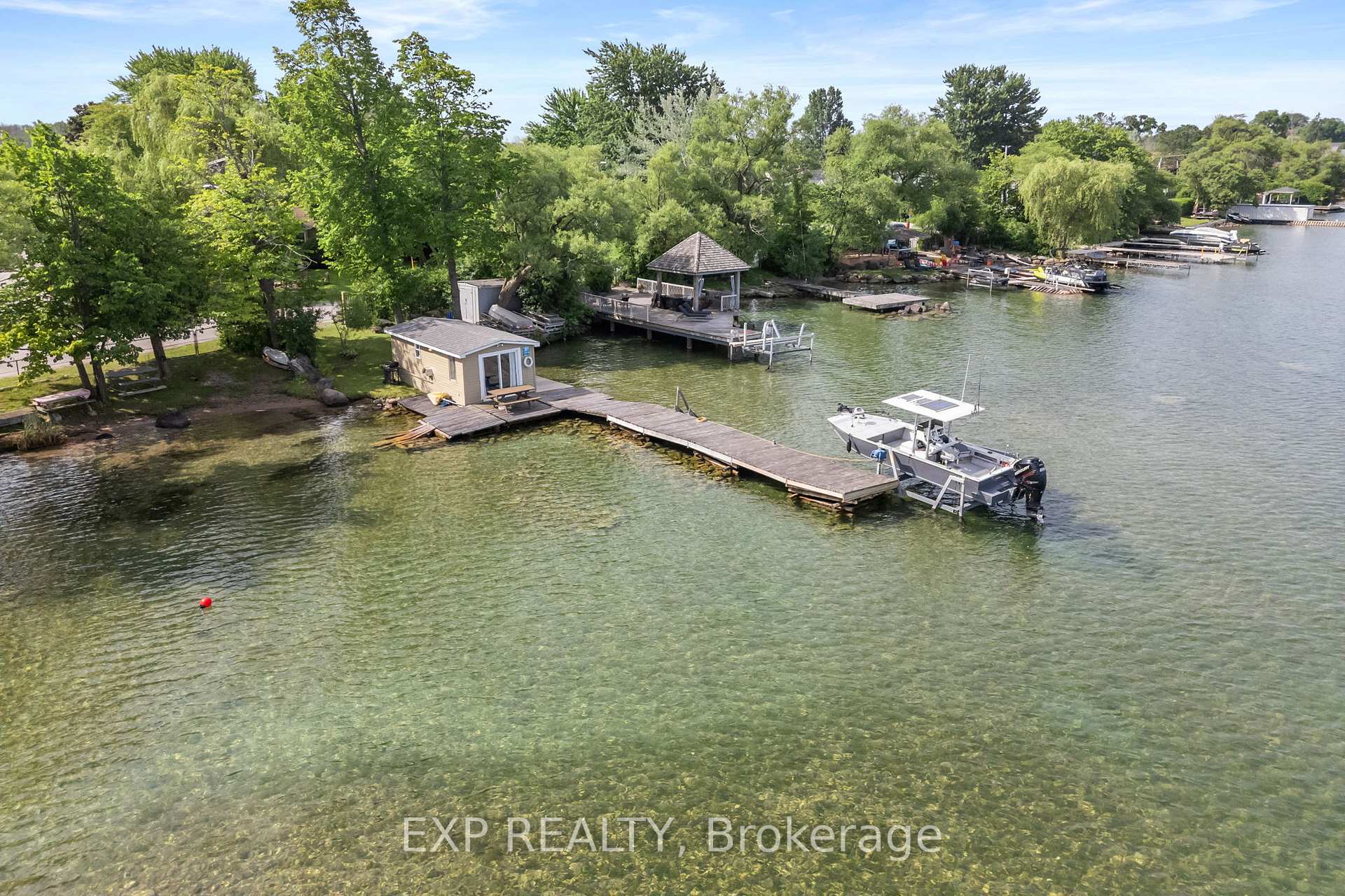 Photo 34 of 21 Lake Drive E, Georgina, Historic Lakeshore Communities — HOMEH