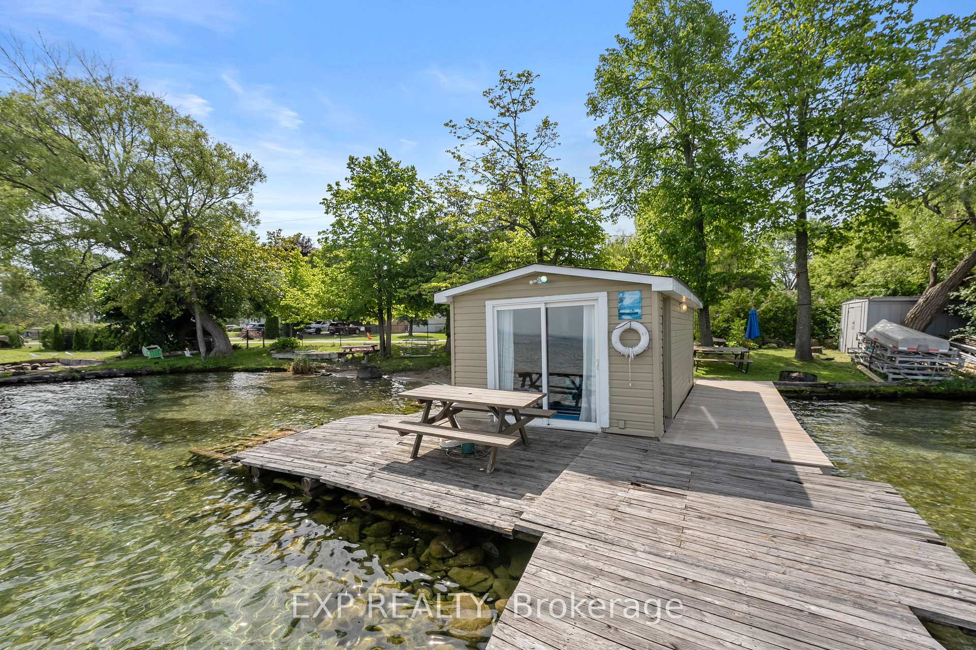 Photo 35 of 21 Lake Drive E, Georgina, Historic Lakeshore Communities — HOMEH