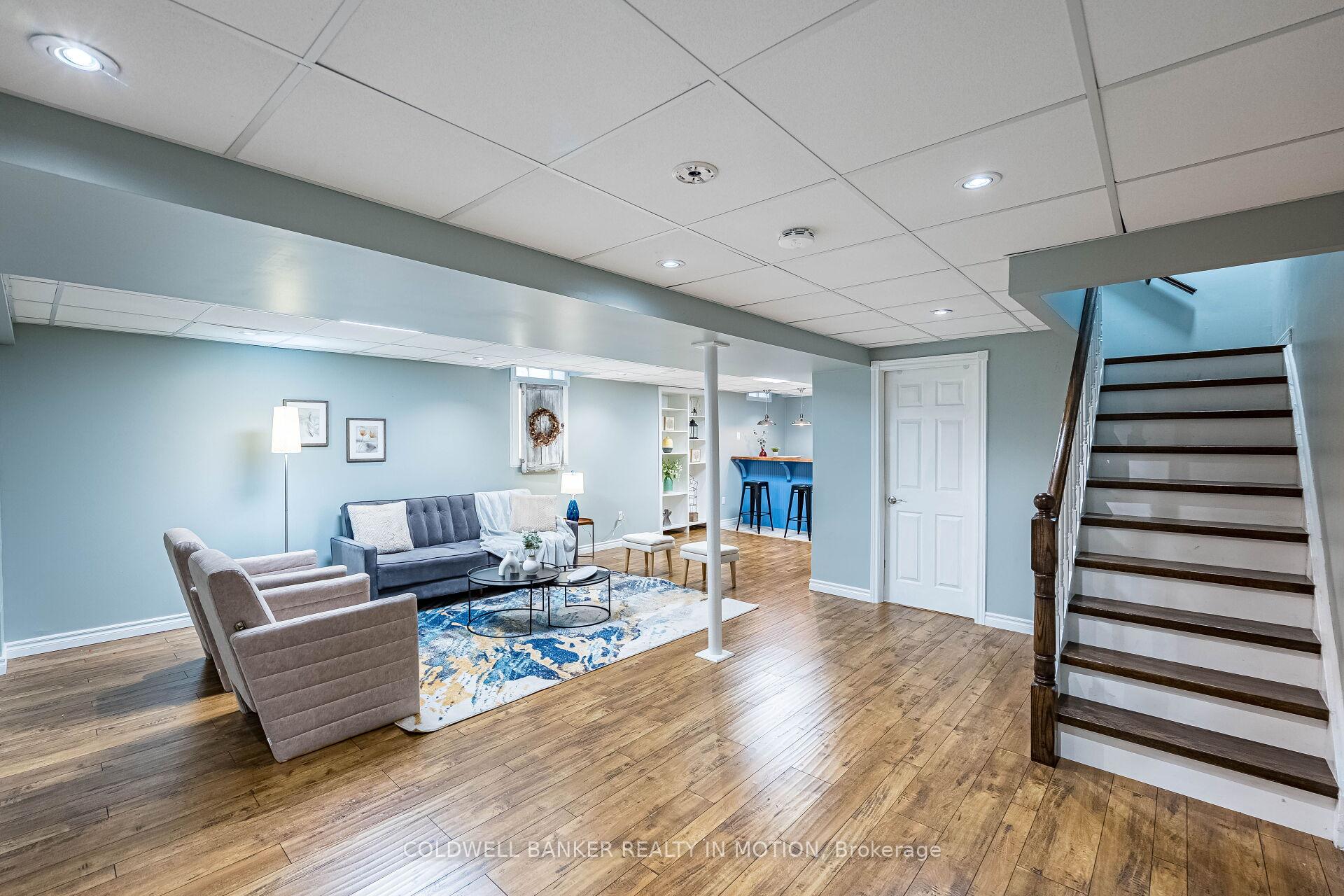 Photo 29 of 9 Buttonfield Road, Markham, Buttonville — HOMEH
