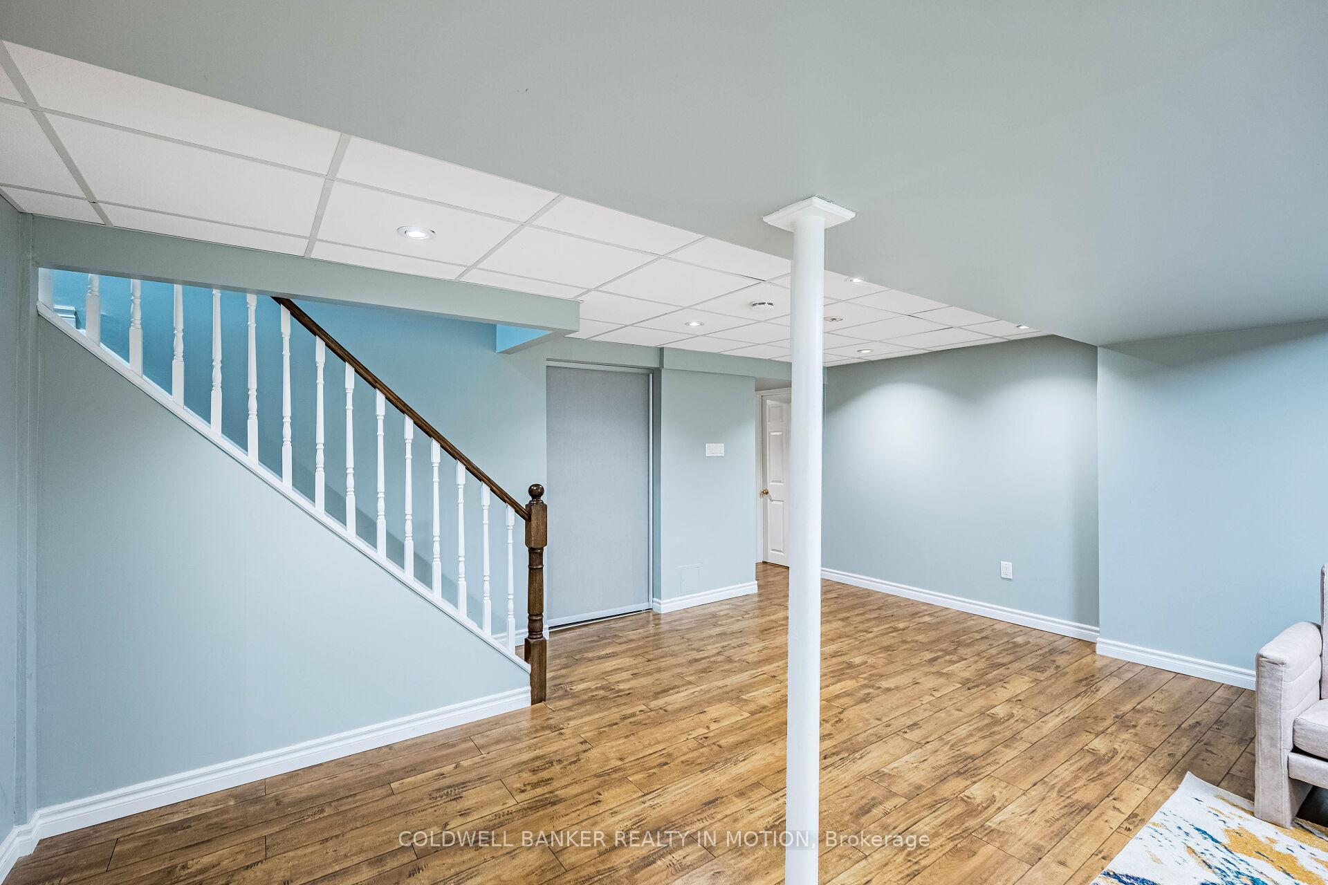 Photo 21 of 9 Buttonfield Road, Markham, Buttonville — HOMEH
