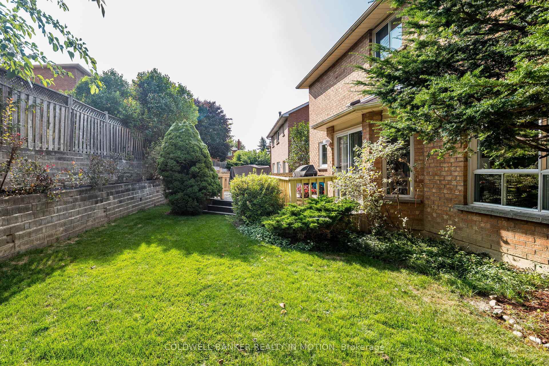 Photo 39 of 9 Buttonfield Road, Markham, Buttonville — HOMEH