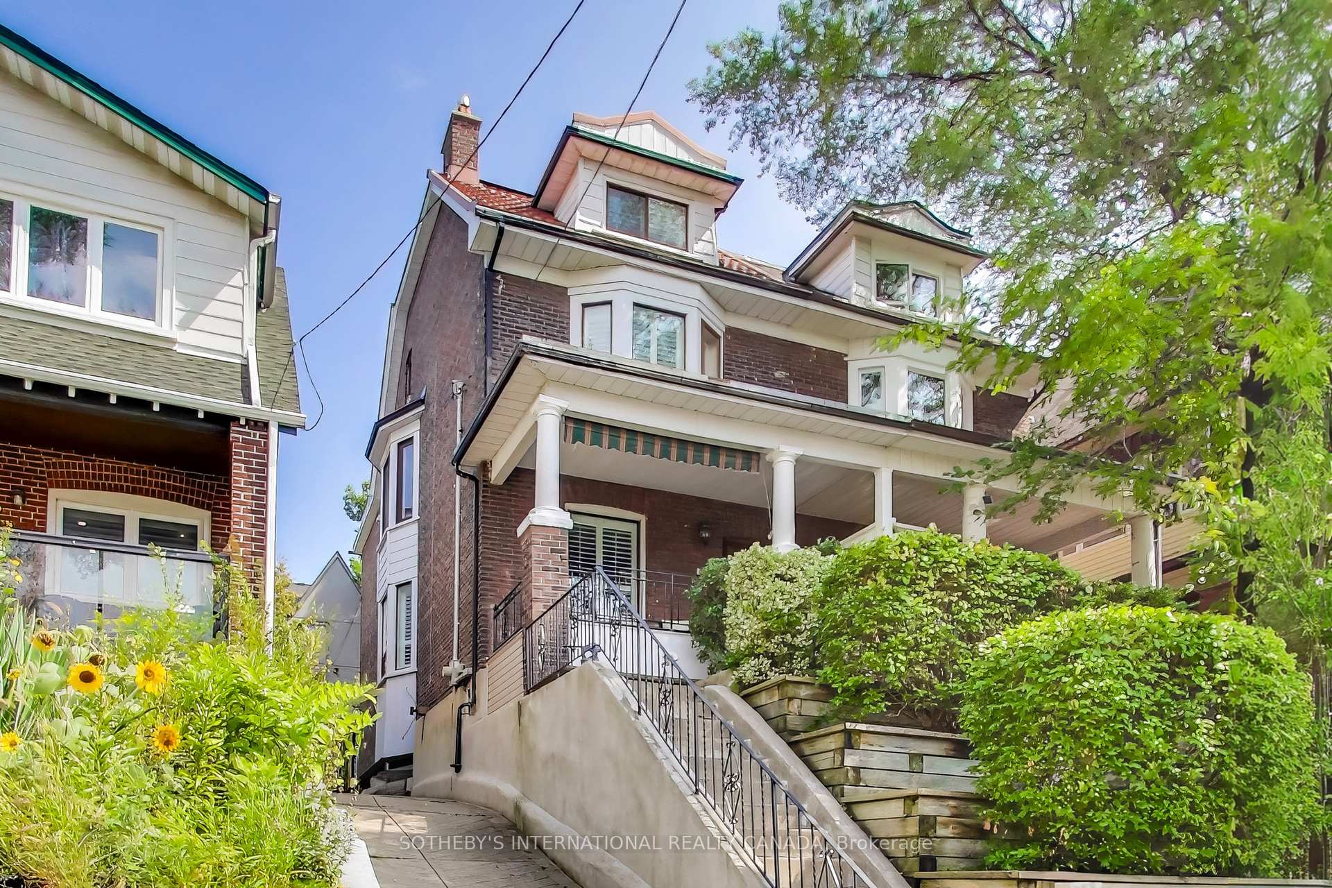 Front of 159 Glenmount Park Road