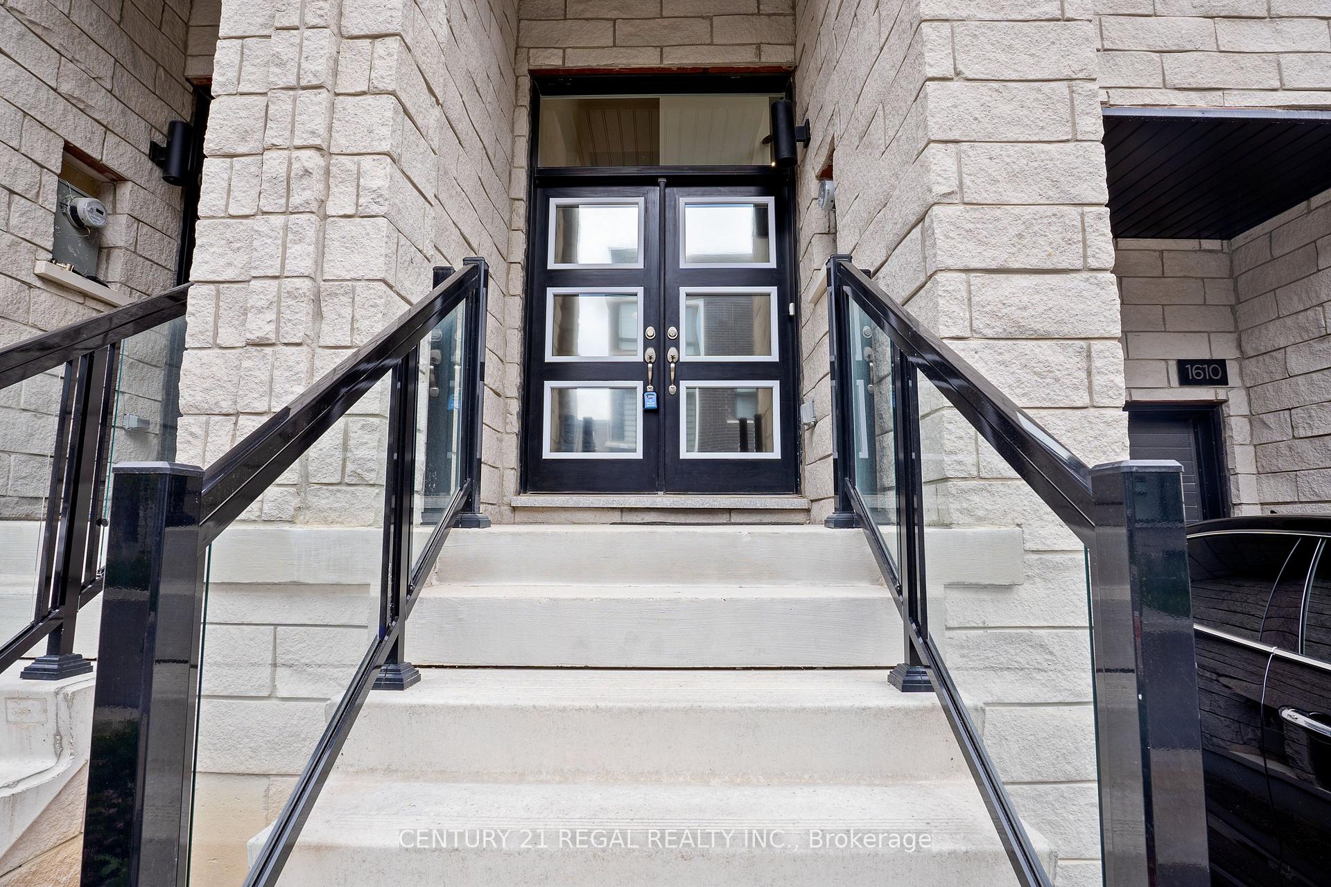 Photo 11 of 1610 Moonbeam Glen, Pickering, Duffin Heights — HOMEH
