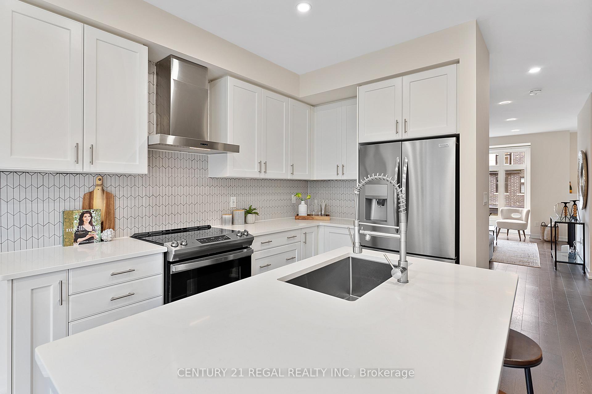 Photo 16 of 1610 Moonbeam Glen, Pickering, Duffin Heights — HOMEH