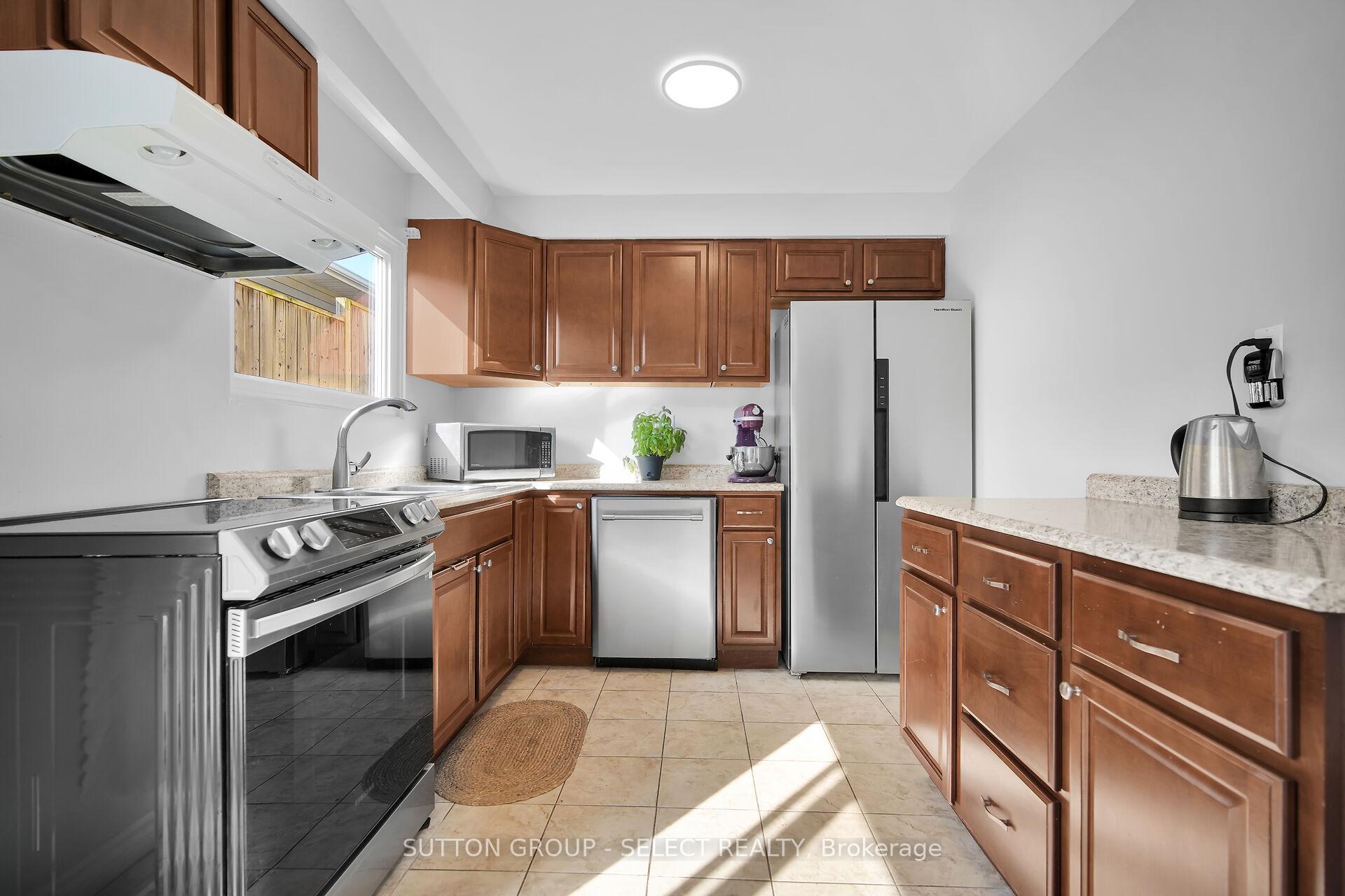 Photo 16 of 10 Forest Drive, Brant, Paris — HOMEH