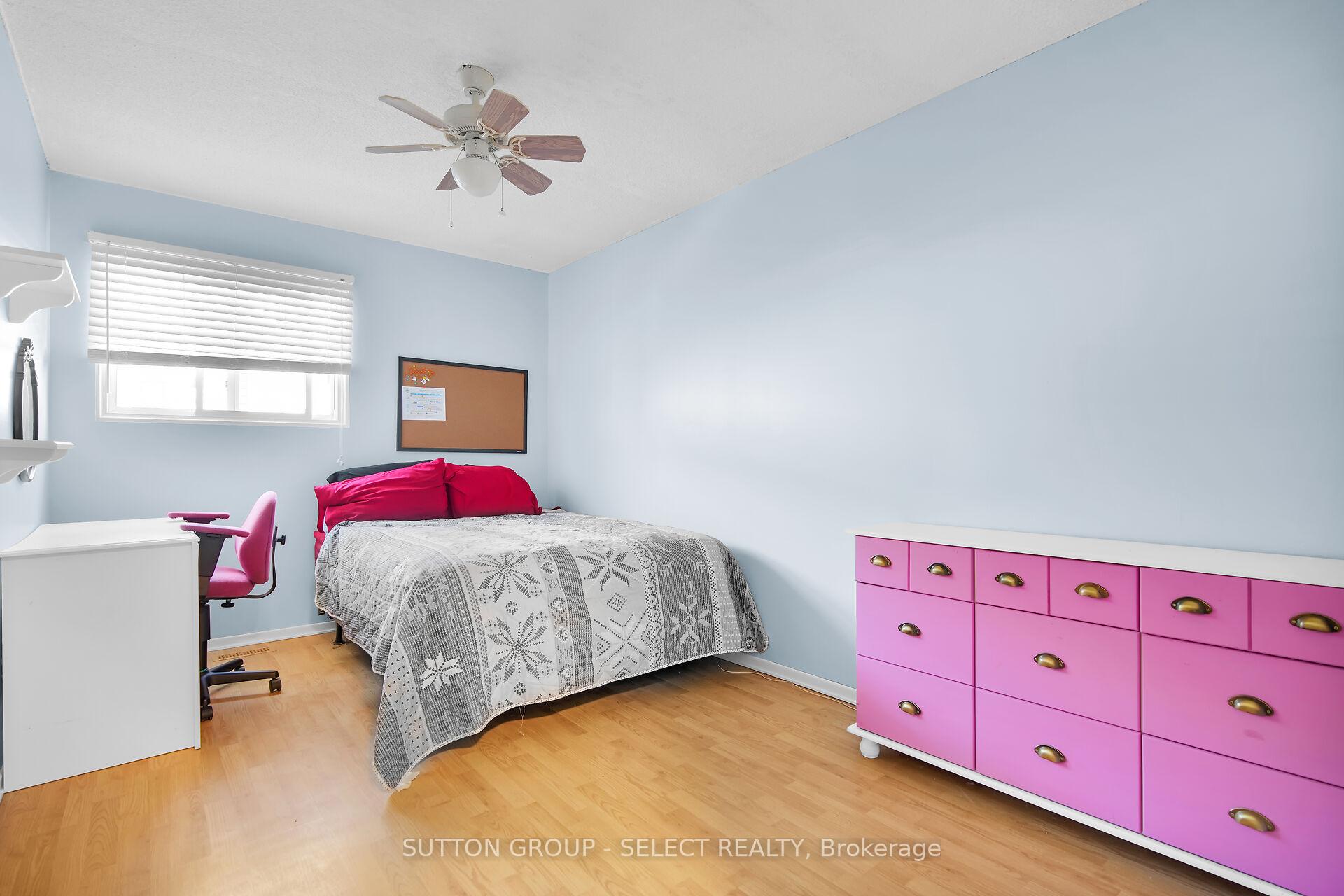 Photo 23 of 10 Forest Drive, Brant, Paris — HOMEH