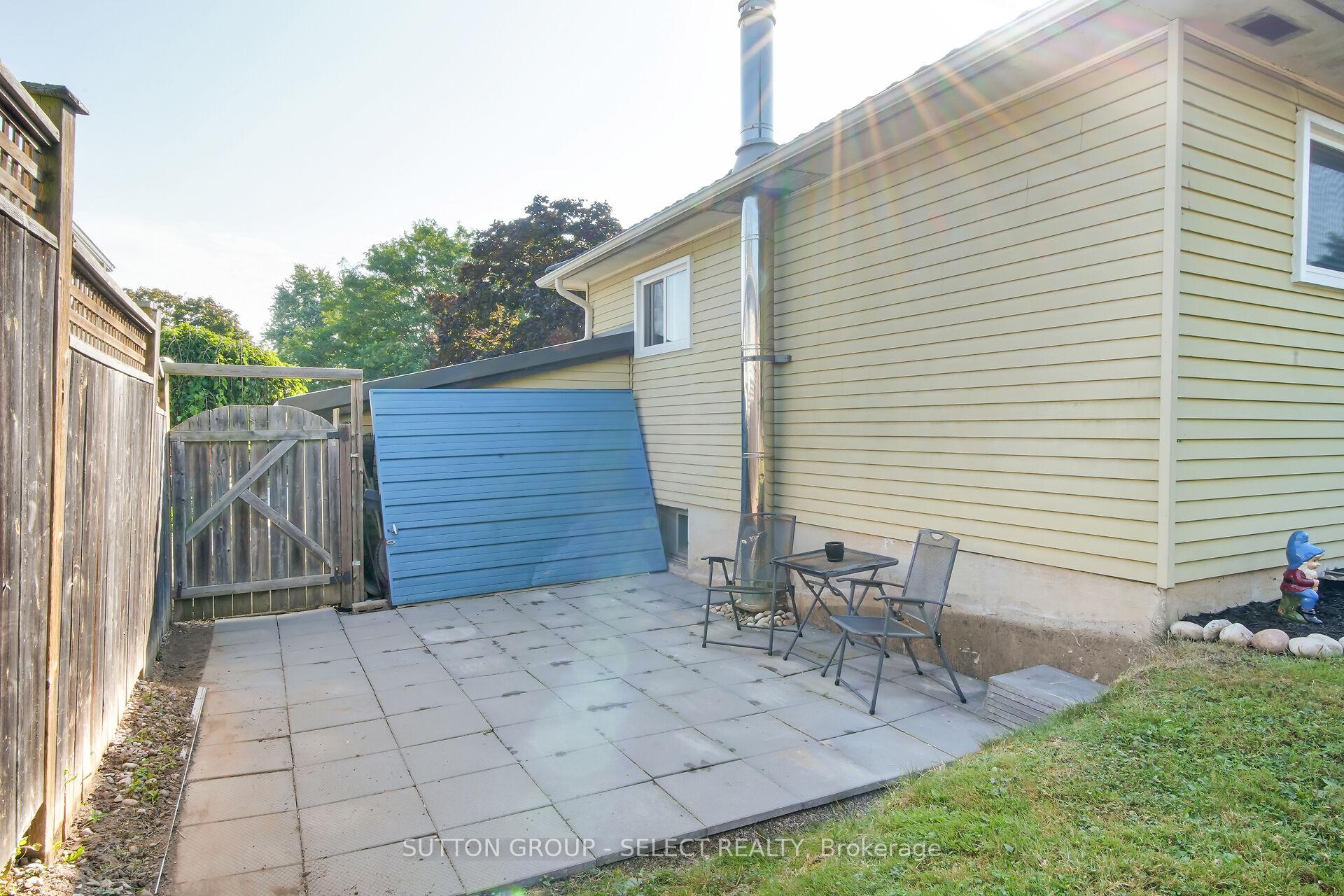 Photo 24 of 10 Forest Drive, Brant, Paris — HOMEH