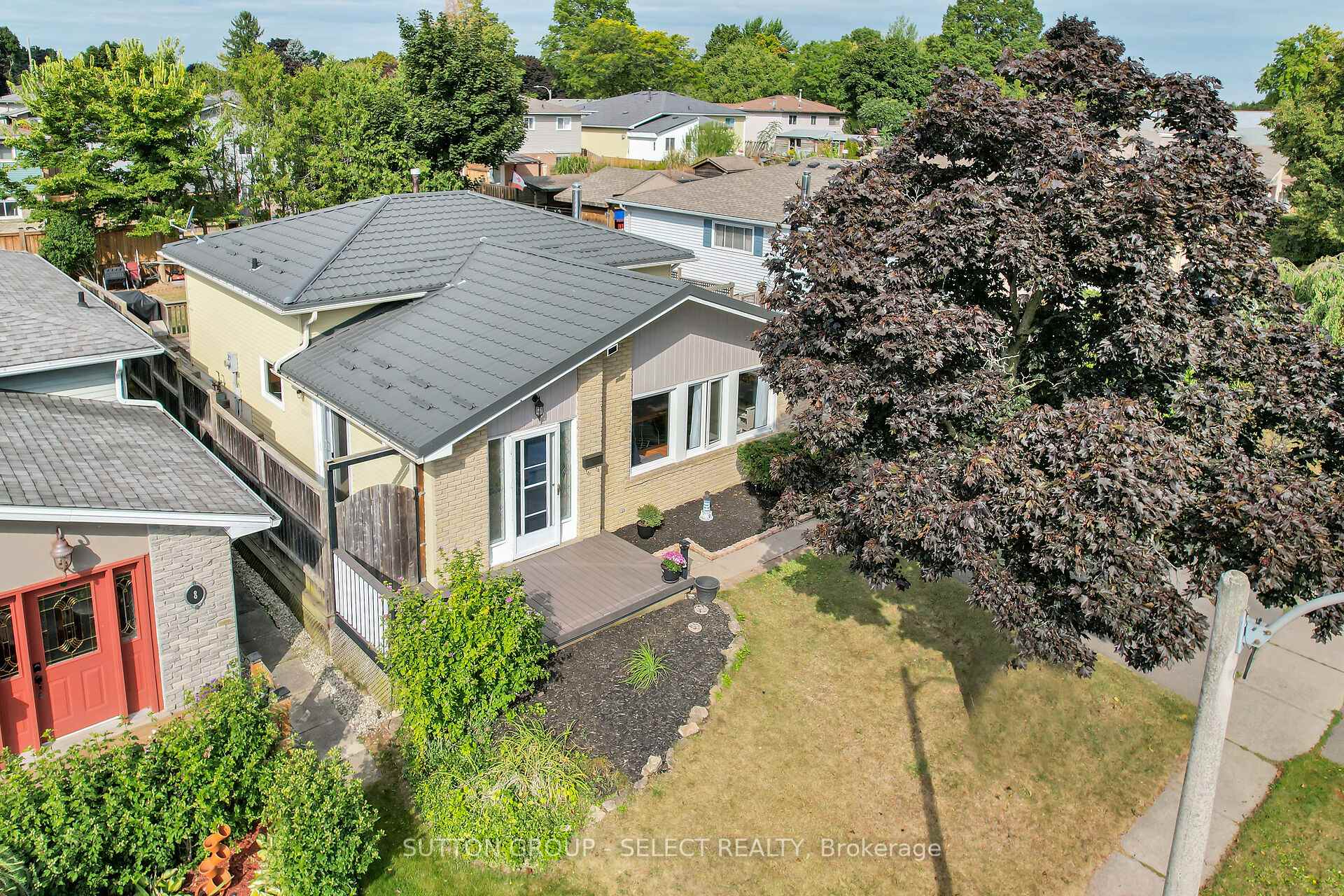 Photo 29 of 10 Forest Drive, Brant, Paris — HOMEH