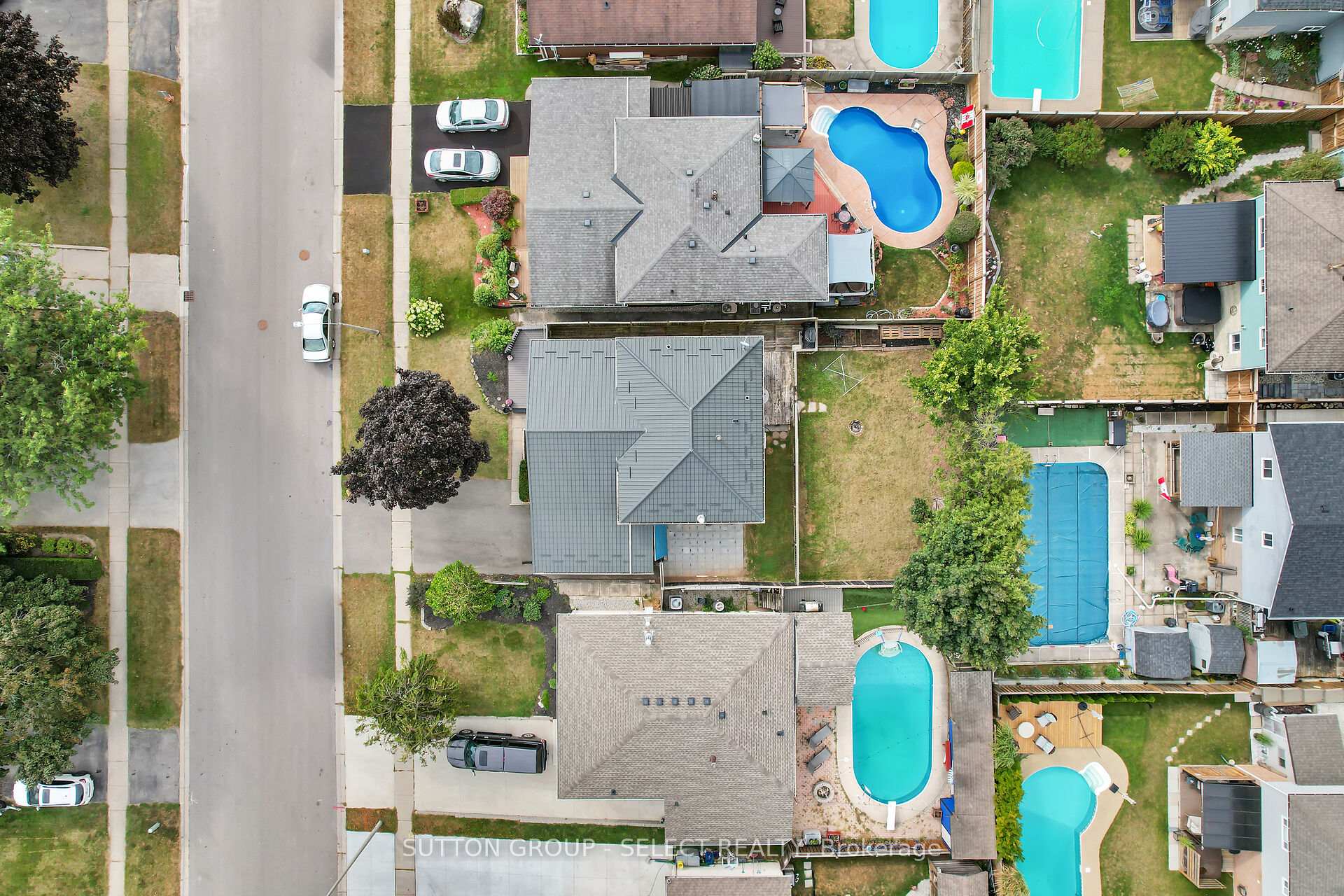 Photo 36 of 10 Forest Drive, Brant, Paris — HOMEH