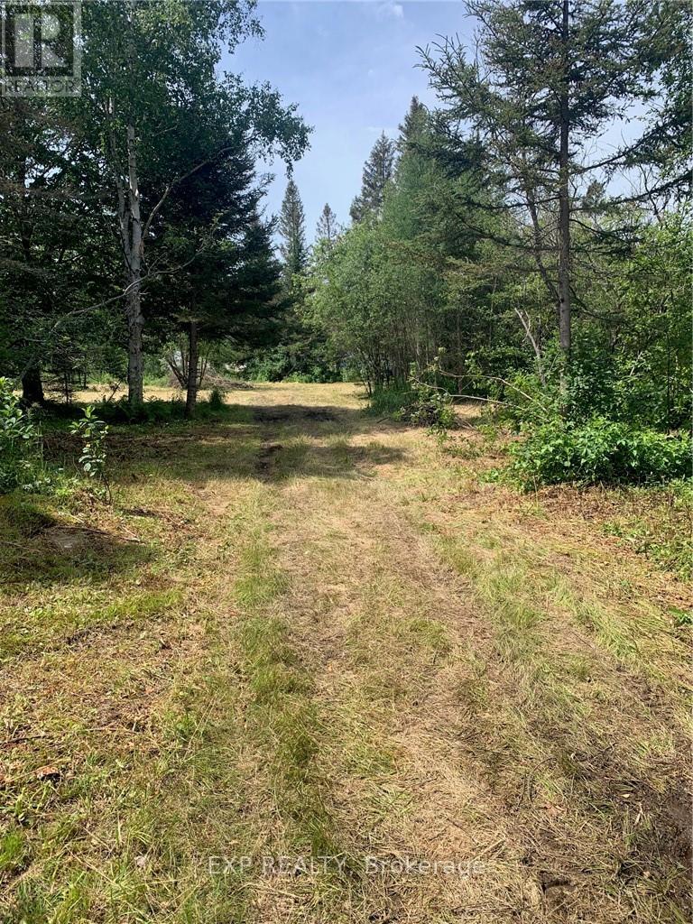 Photo 23 of 730 Dean Lake Road, Huron Shores — HOMEH