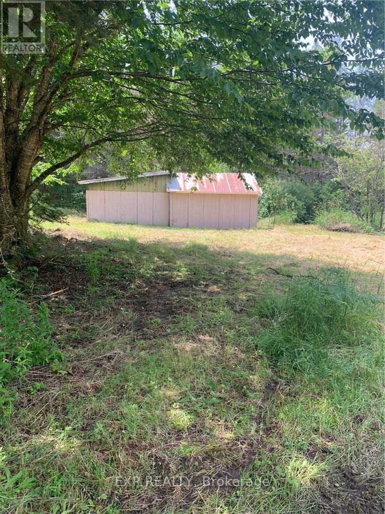 Photo 14 of 730 Dean Lake Road, Huron Shores — HOMEH