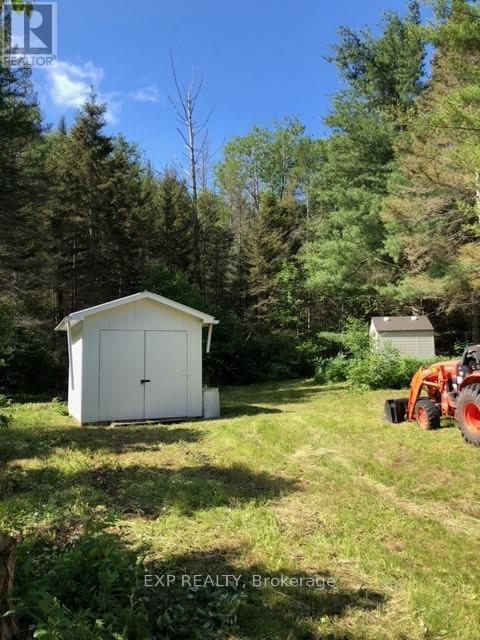 Photo 4 of 730 Dean Lake Road, Huron Shores — HOMEH