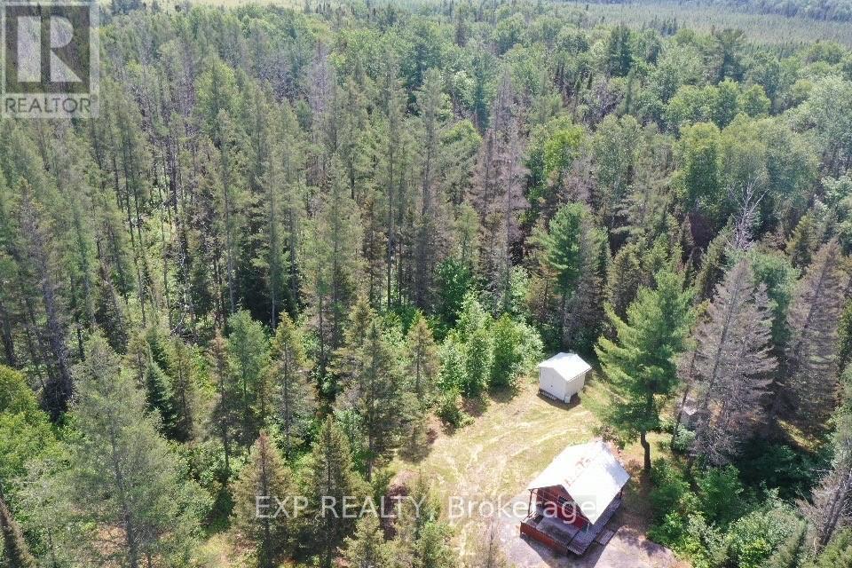 Photo 25 of 730 Dean Lake Road, Huron Shores — HOMEH