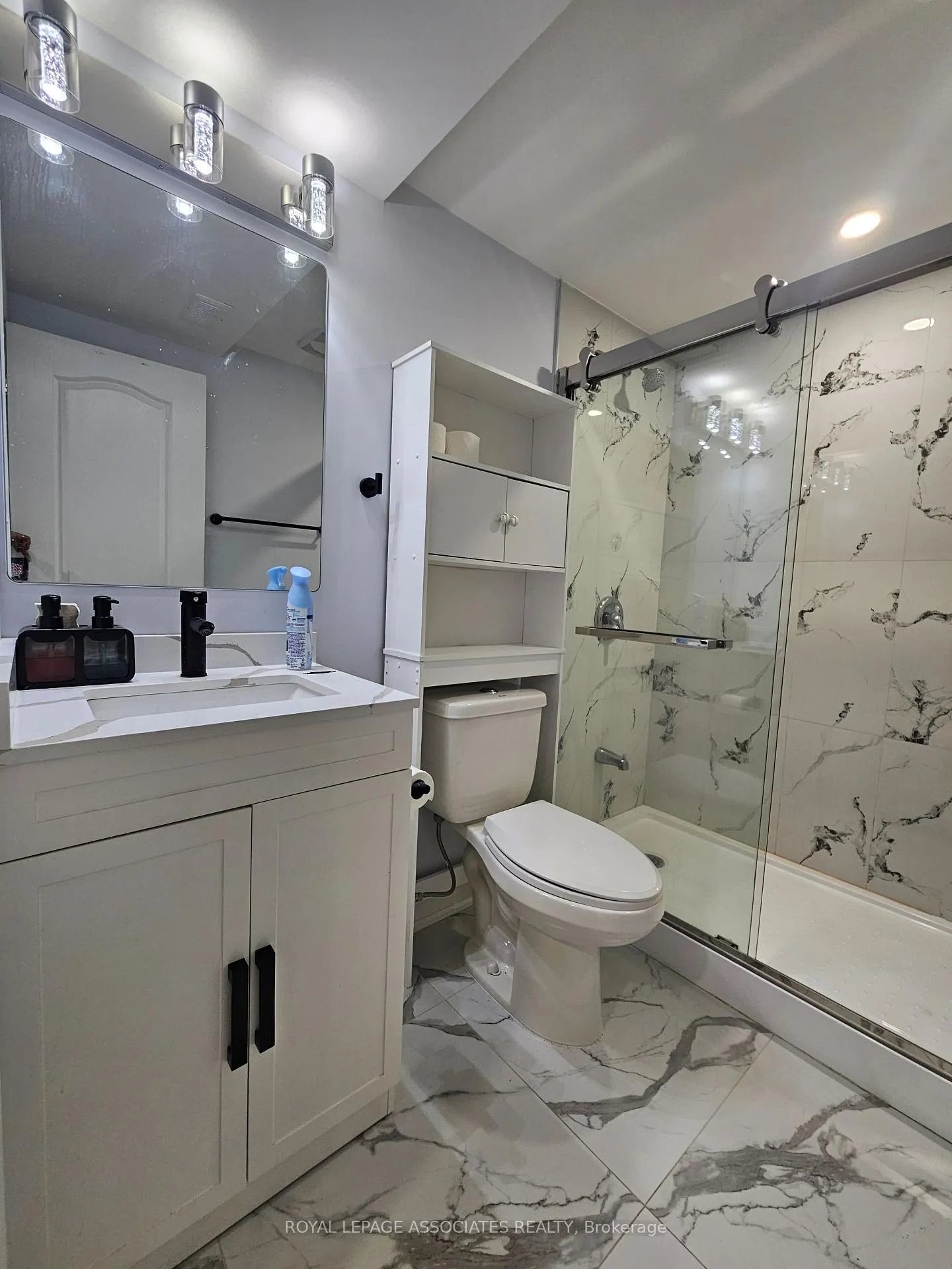 Photo 17 of Unit Bsmt, 131 Lloyd Sanderson Drive, Brampton, Credit Valley — HOMEH