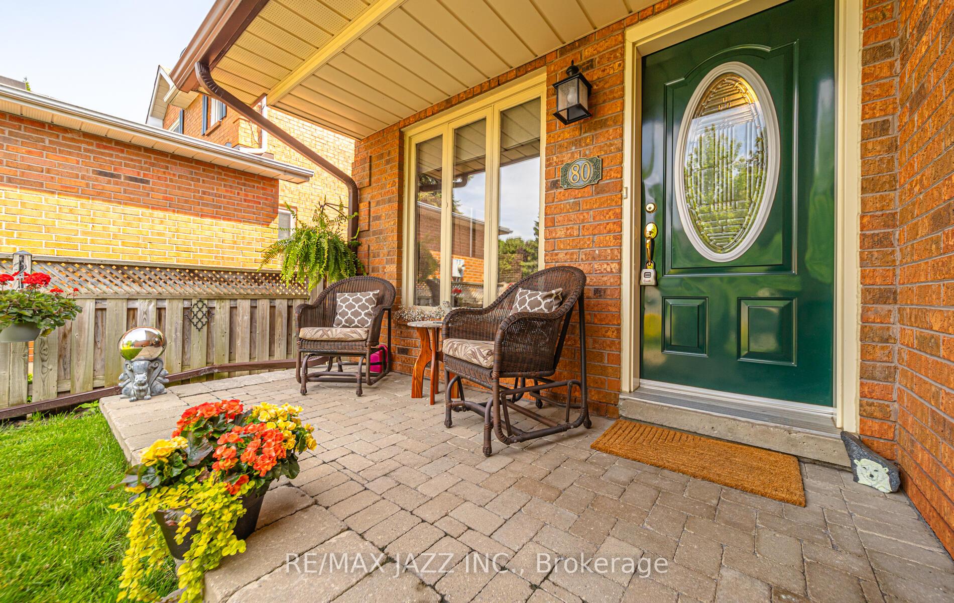 Photo 2 of 80 Barley Mill Crescent, Clarington, Bowmanville — HOMEH