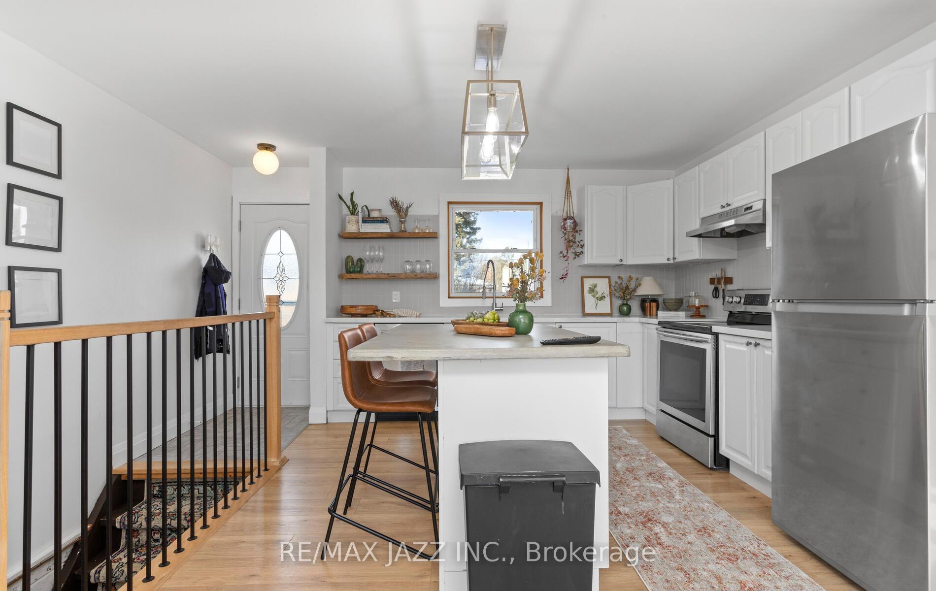 Photo 11 of 488 Annapolis Avenue, Oshawa, McLaughlin — HOMEH