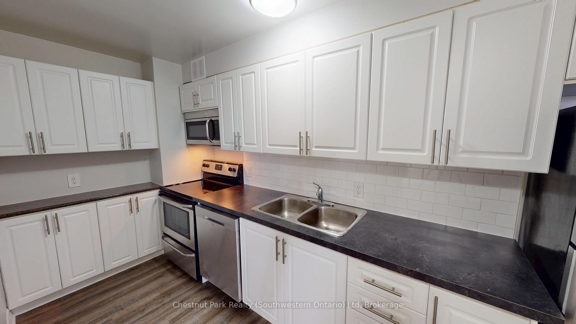 Photo 6 of Unit 712, 2 Quebec Street, Guelph, Downtown — HOMEH