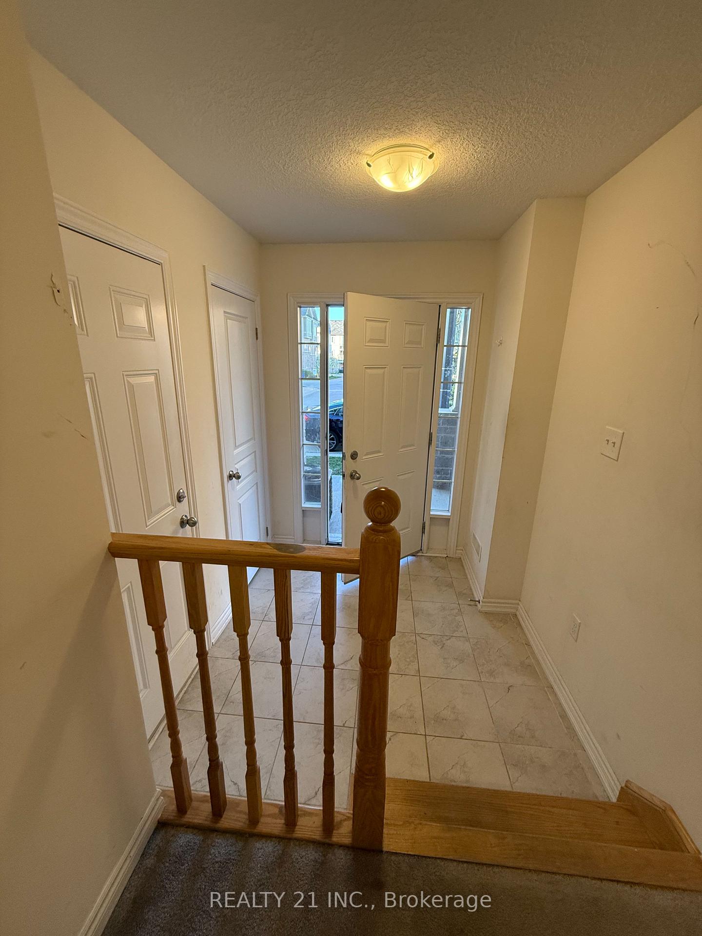 Photo 2 of Unit 42, 88 Decorso Drive, Guelph, Village By The Arboretum — HOMEH