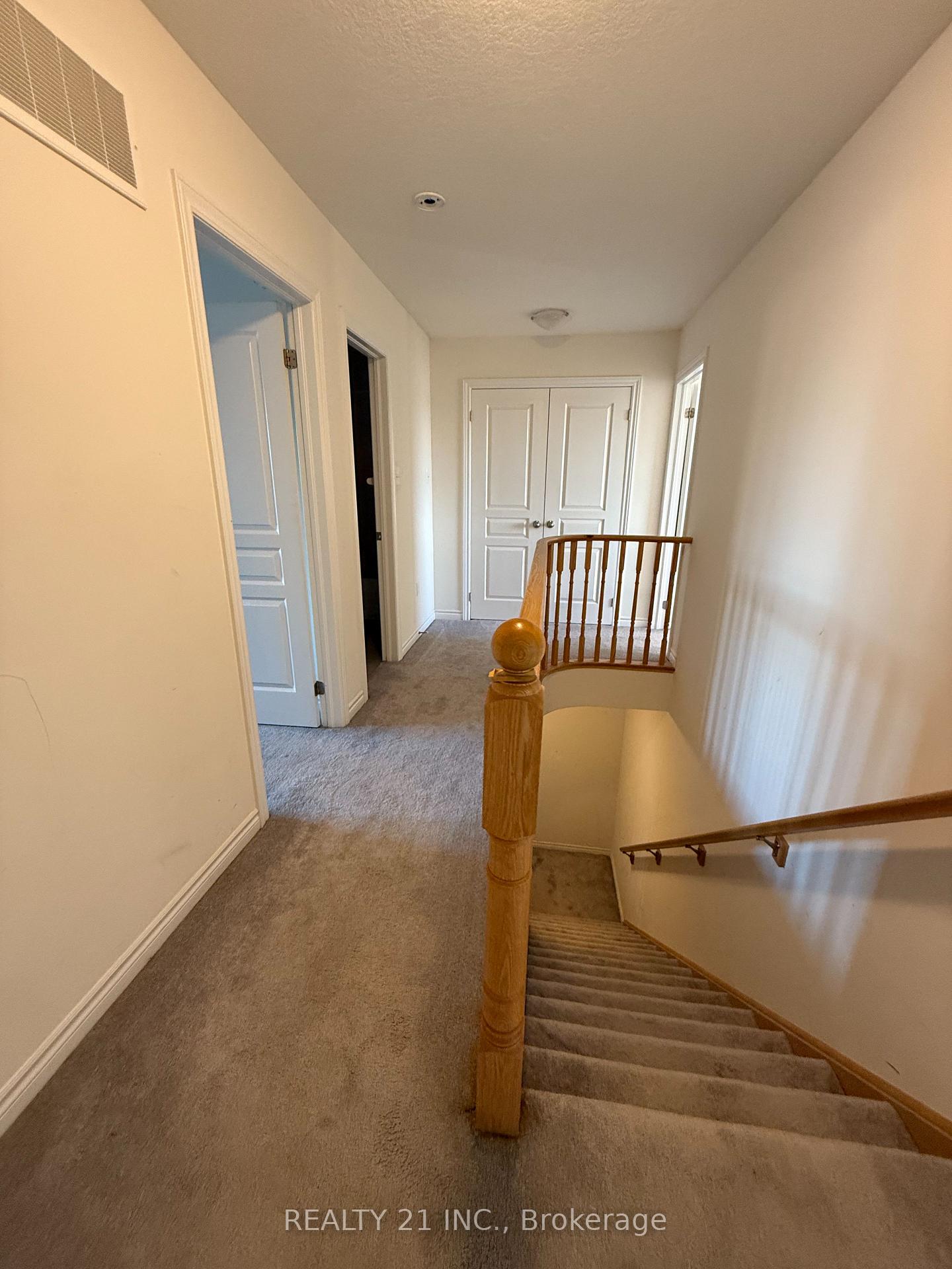 Photo 14 of Unit 42, 88 Decorso Drive, Guelph, Village By The Arboretum — HOMEH