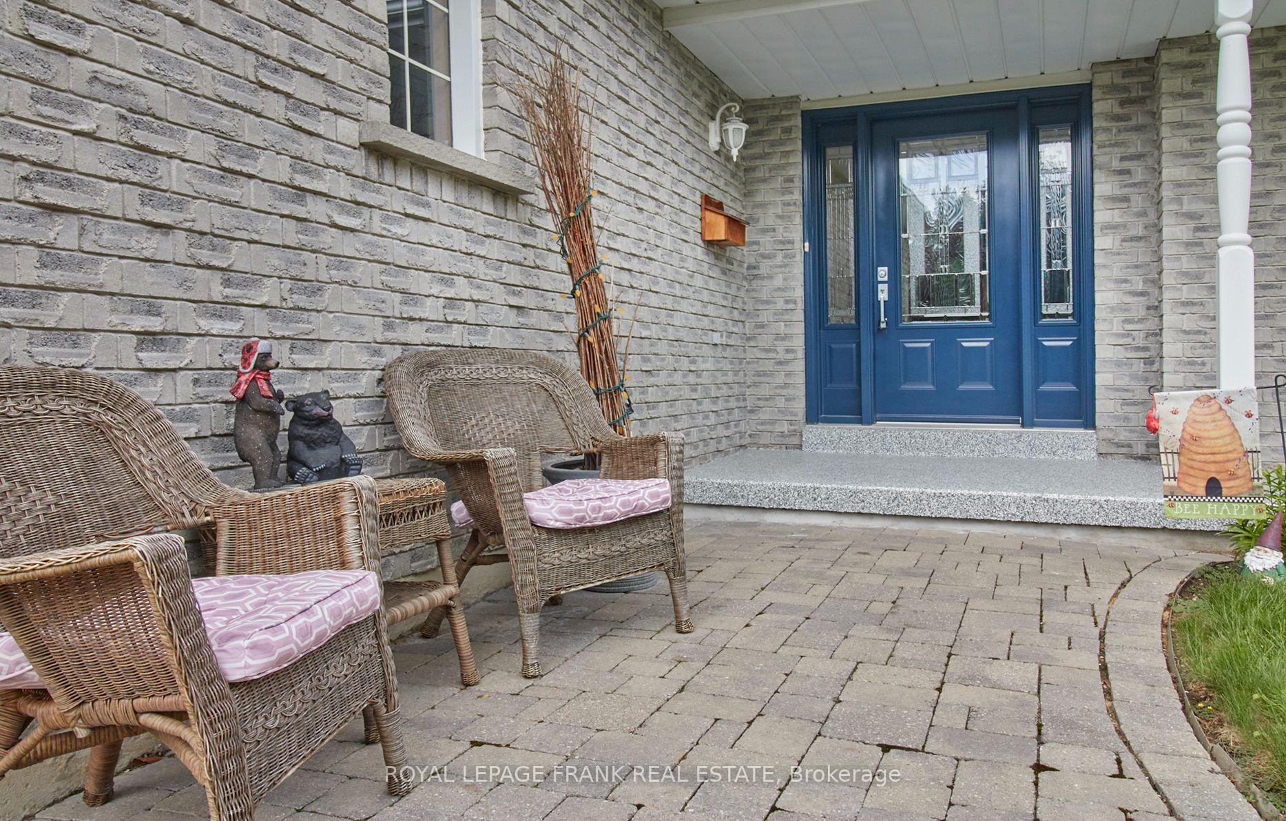Photo 33 of 32 Faircomb Crescent, Clarington, Courtice — HOMEH