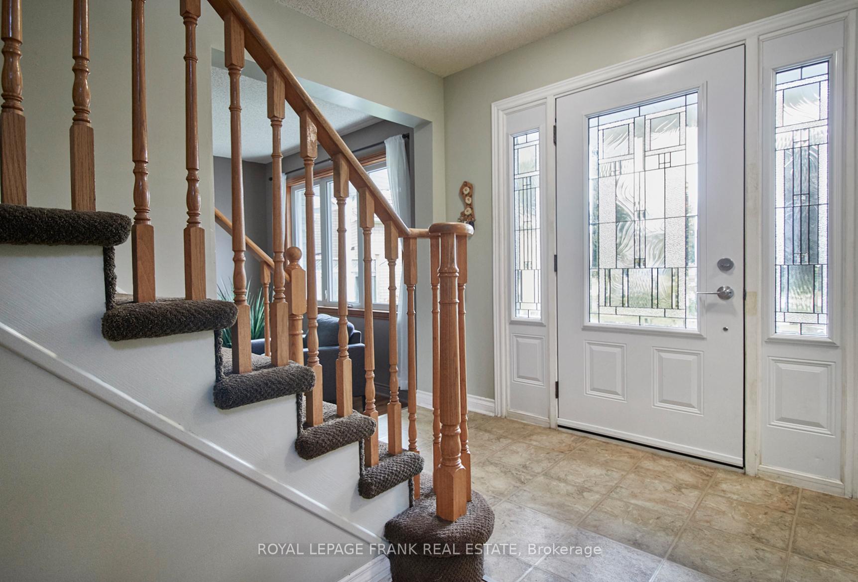 Photo 12 of 32 Faircomb Crescent, Clarington, Courtice — HOMEH